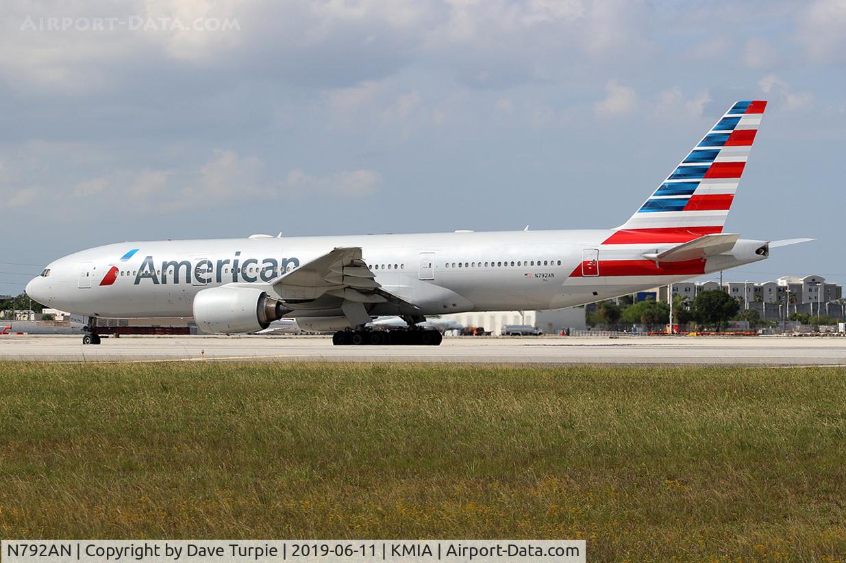 N792AN, 2000 Boeing 777-223 C/N 30253, No comment.