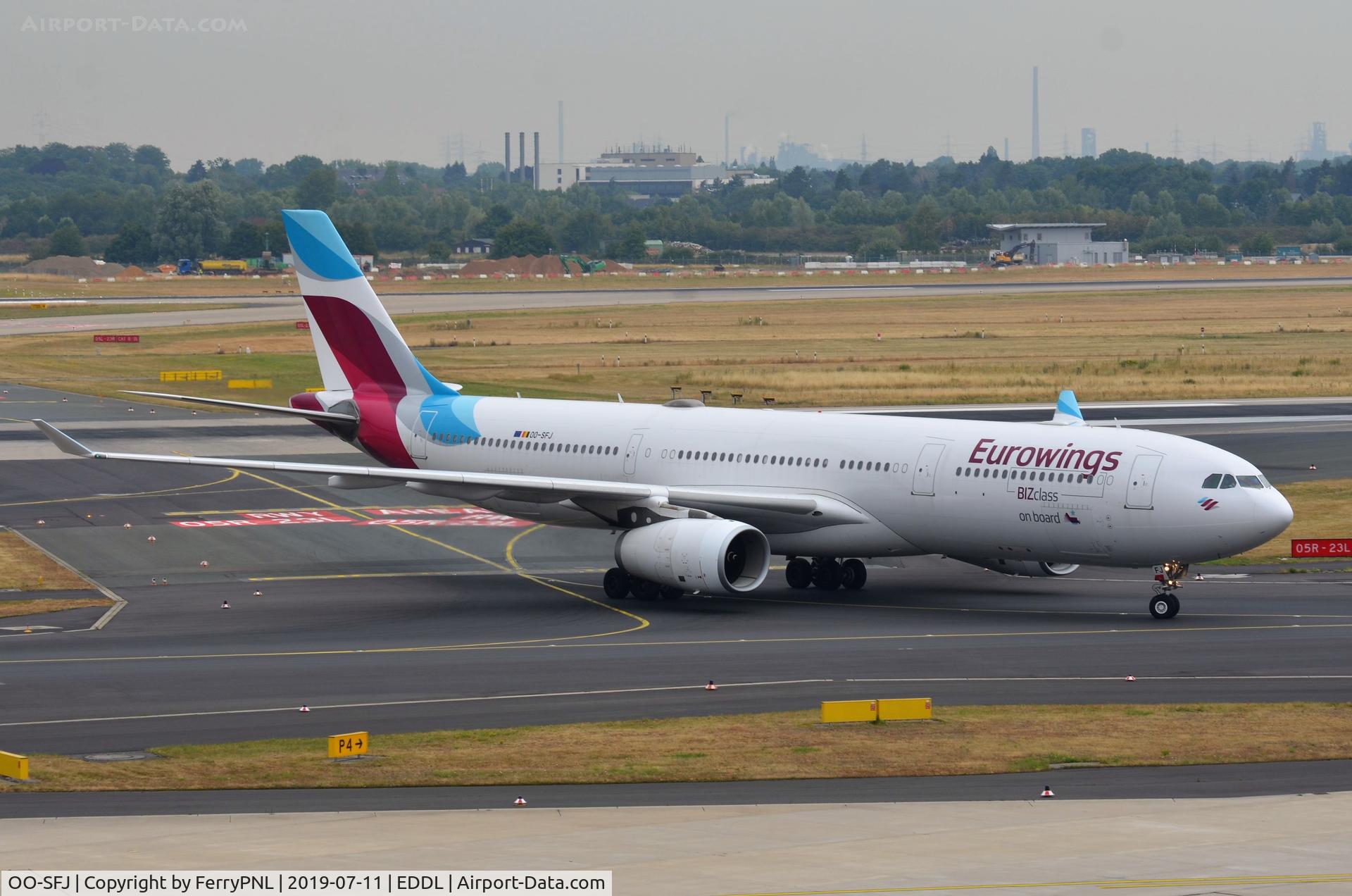 OO-SFJ, 2005 Airbus A330-343X C/N 701, Eurowings A333 arrived from NYC