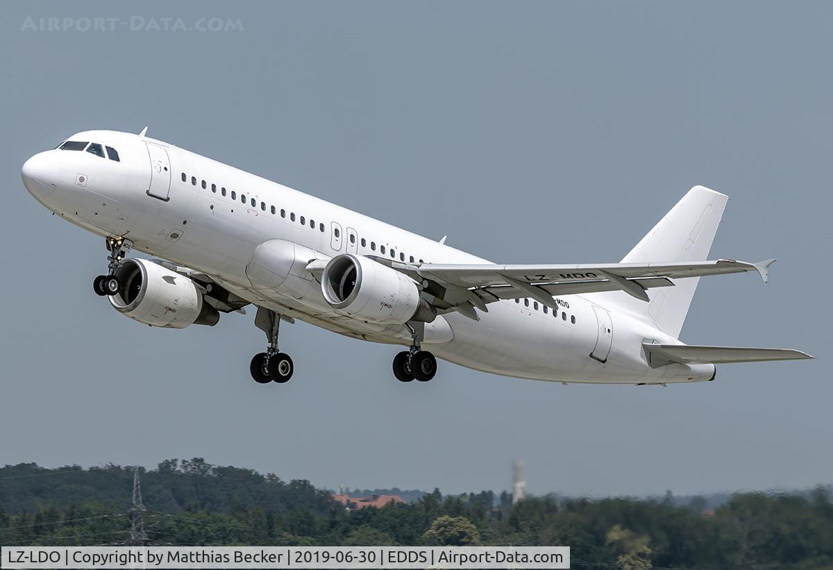LZ-LDO, 1994 McDonnell Douglas MD-82 (DC-9-82) C/N 53223/2081, LZ-LDO