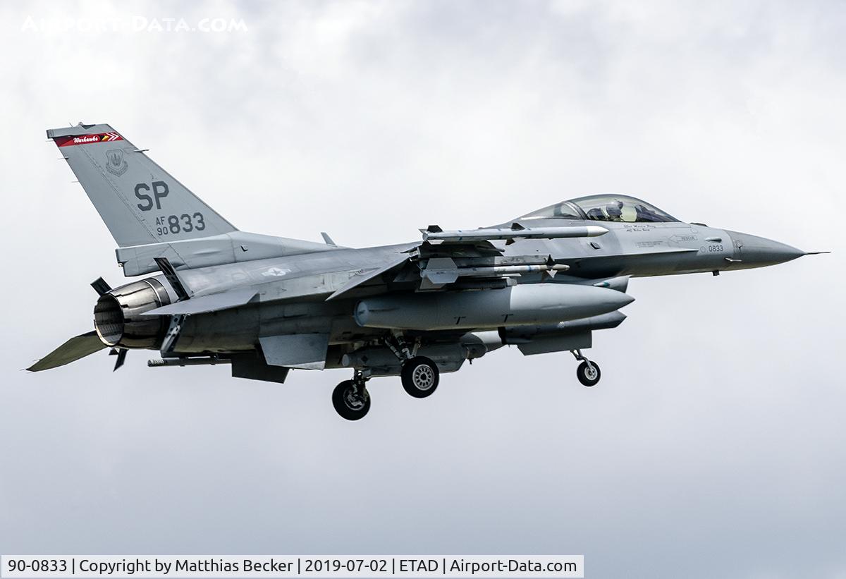 90-0833, General Dynamics F-16CG Night Falcon C/N CC-33, 90-0833
