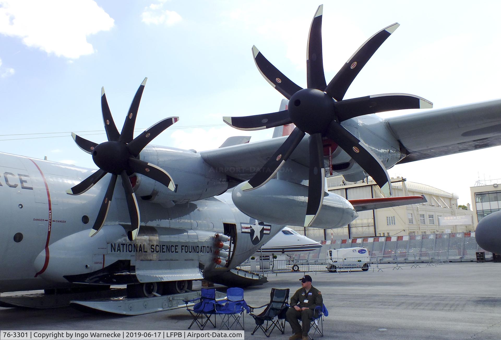 76-3301, 1976 Lockheed LC-130H Hercules C/N 382-4725, Lockheed Martin LC-130H Hercules of the USAF / National Science Foundation, upgraded with NP2000 propellers, at the Aerosalon 2019, Paris