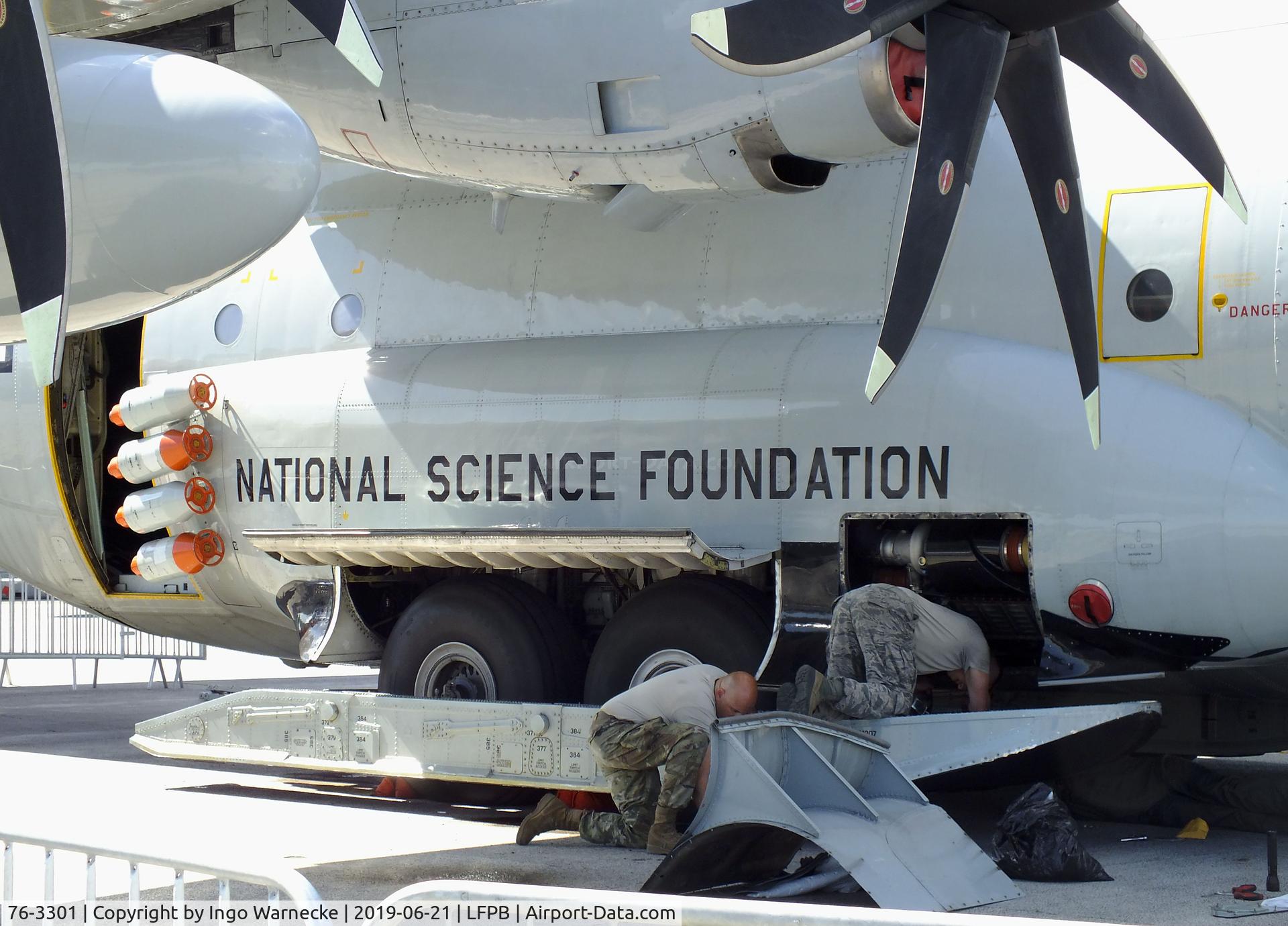 76-3301, 1976 Lockheed LC-130H Hercules C/N 382-4725, Lockheed Martin LC-130H Hercules of the USAF / National Science Foundation, upgraded with NP2000 propellers, at the Aerosalon 2019, Paris