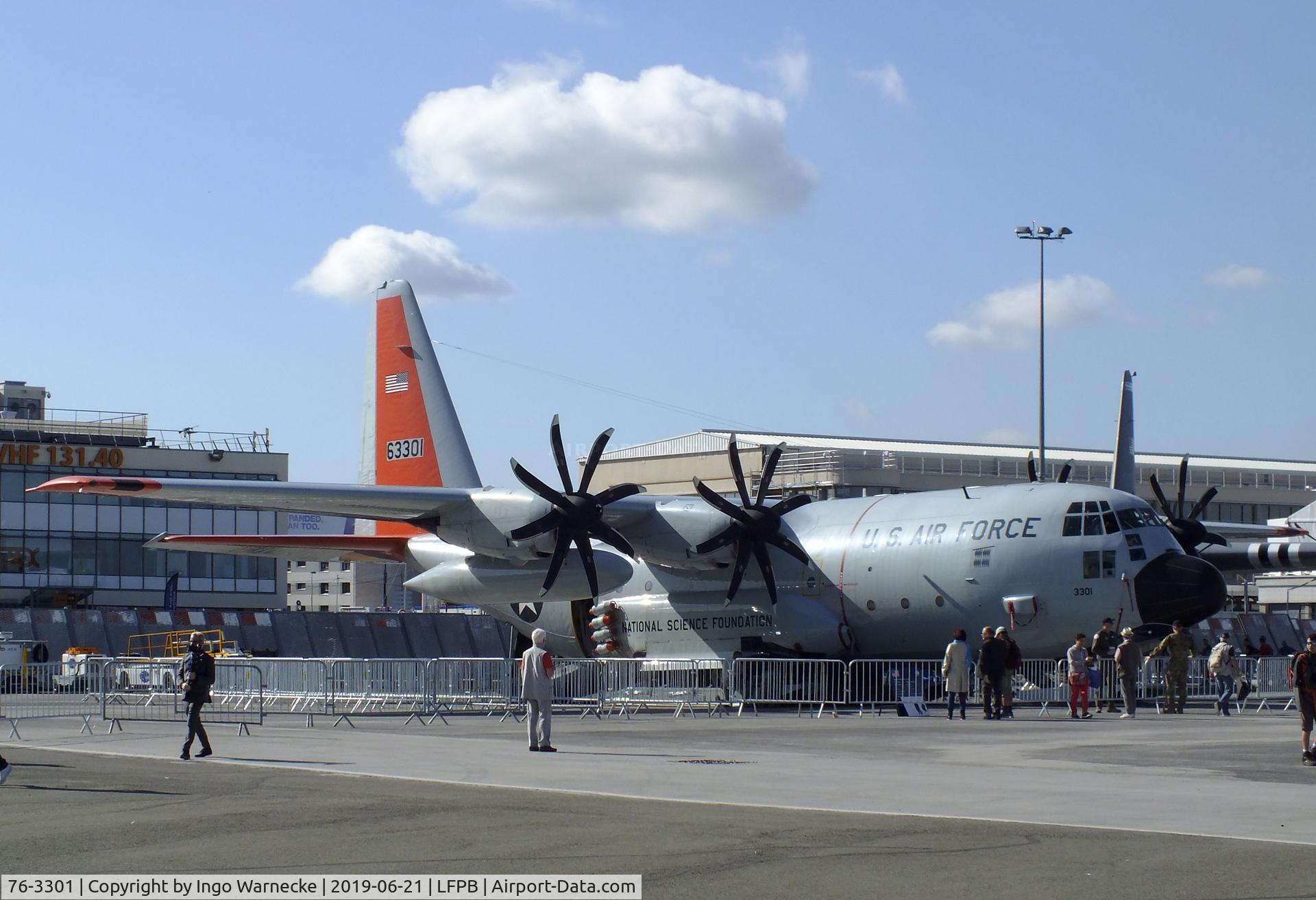 76-3301, 1976 Lockheed LC-130H Hercules C/N 382-4725, Lockheed Martin LC-130H Hercules of the USAF / National Science Foundation, upgraded with NP2000 propellers, at the Aerosalon 2019, Paris