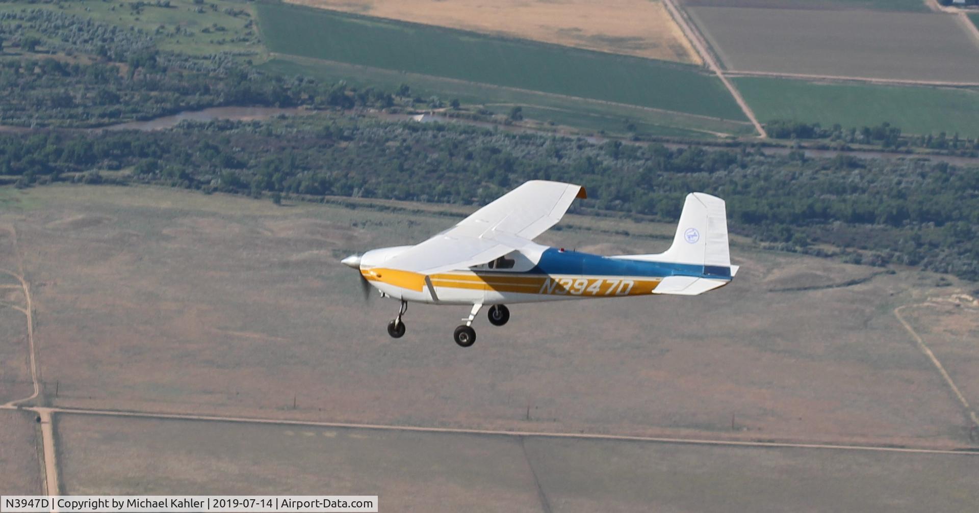 N3947D, 1957 Cessna 182A Skylane C/N 34647, heading to La Junta