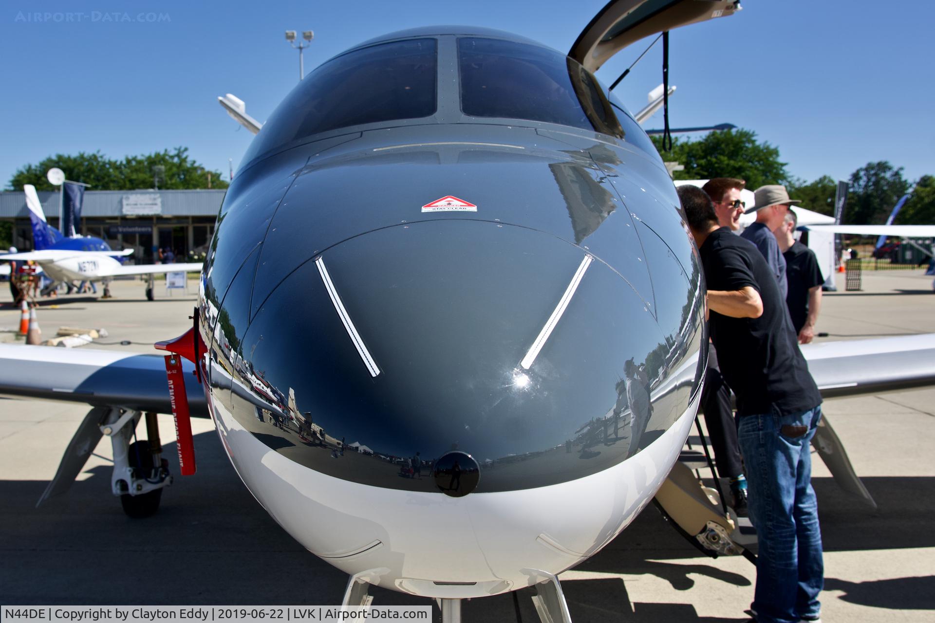 N44DE, 2019 Cirrus SF50 Vision C/N 0117, Livermore Airport California 2019.
