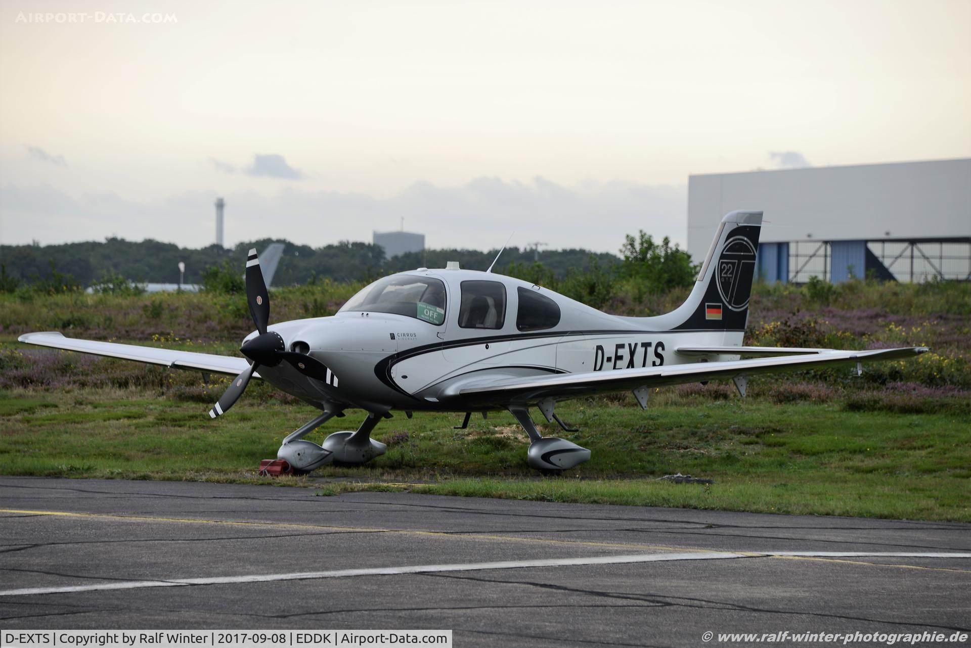 D-EXTS, Cirrus SR-22T GTS C/N 0305, Cirrus Design - SR-22T - Private - 0305 - D-EXTS - 08.09.2017 - CGN