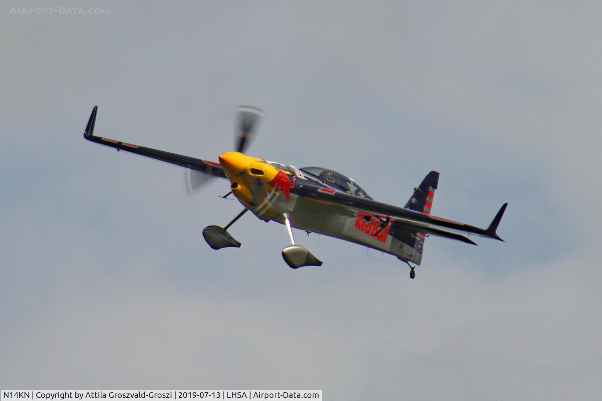 N14KN, Zivko Edge 540 C/N 0049V3, LHSA - Szentkirályszabadja Airport, Red Bull Air Race Hungary