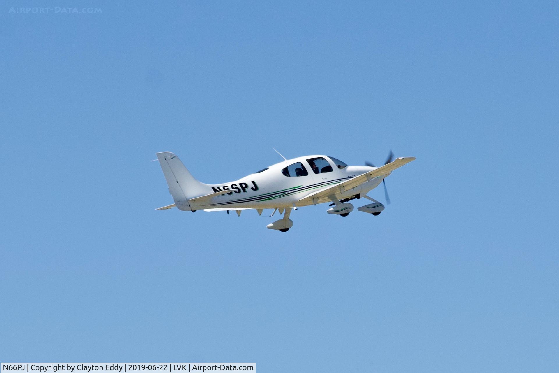 N66PJ, 2014 Cirrus SR20 C/N 1098, Livermore Airport California 2019.