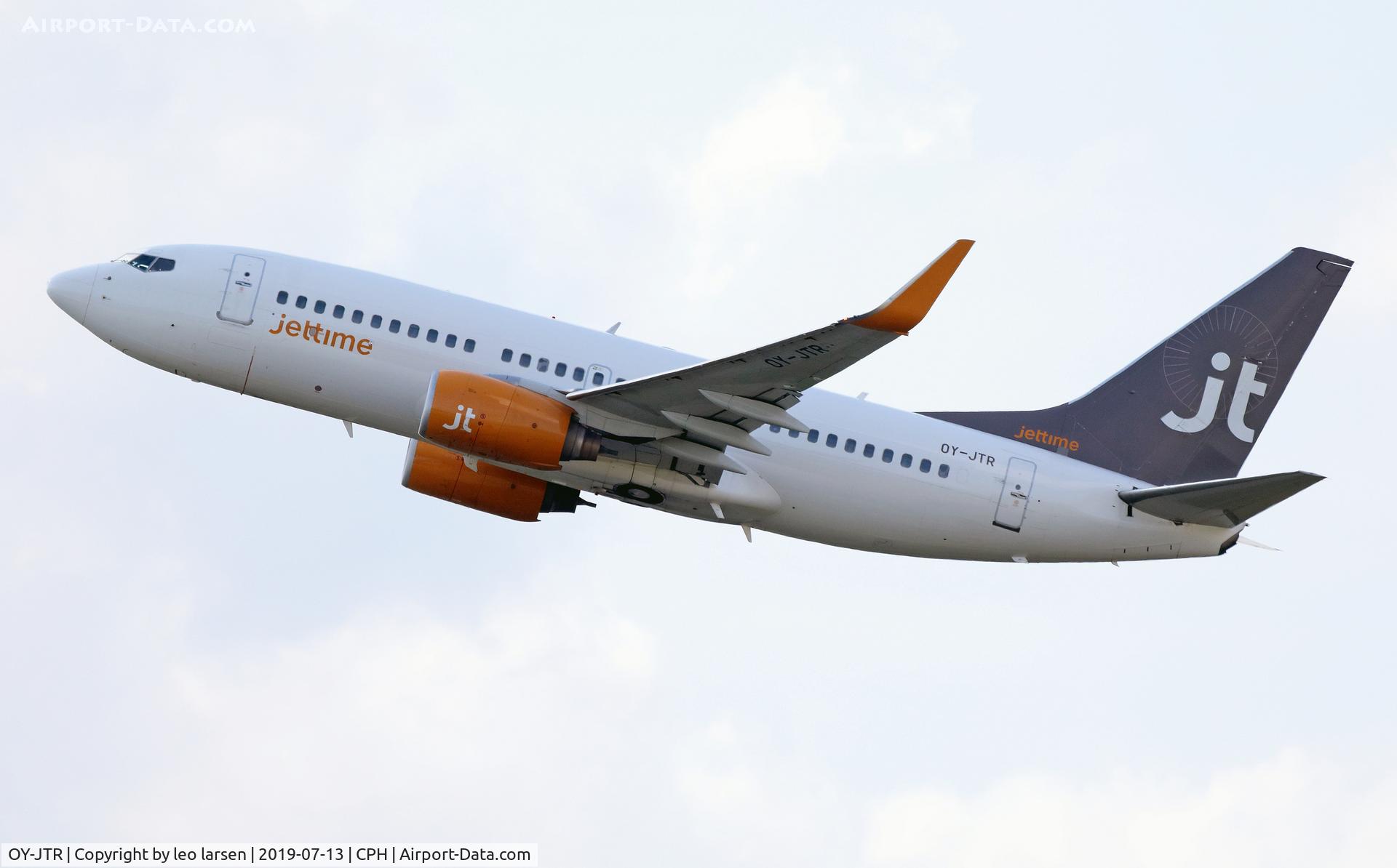 OY-JTR, 1999 Boeing 737-73A C/N 28497, Copenhagen 13.7.2019 T/O R-22R