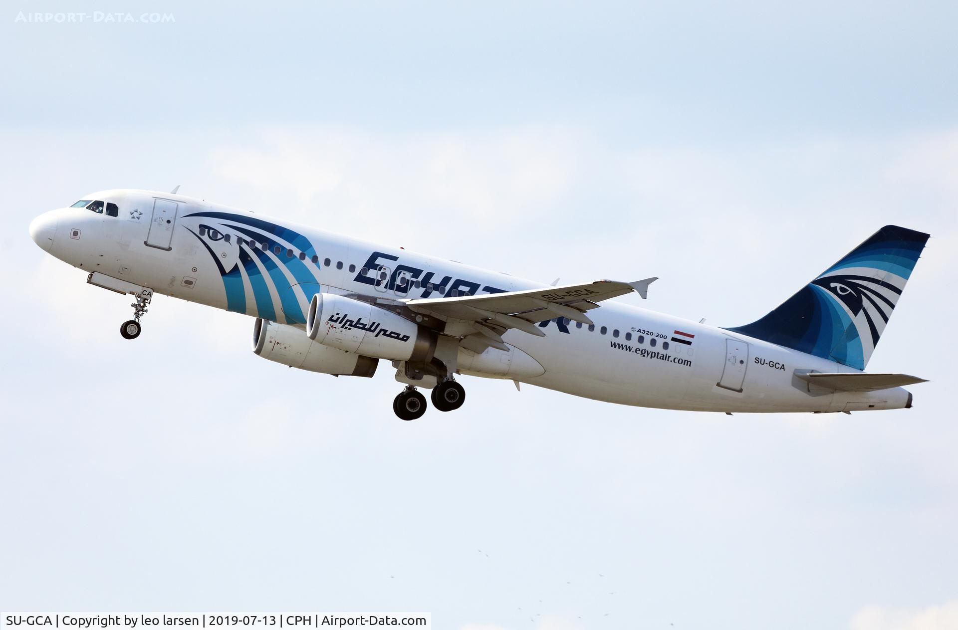 SU-GCA, 2003 Airbus A320-232 C/N 2073, Copenhagen 13.7.2019 T/O R-22R