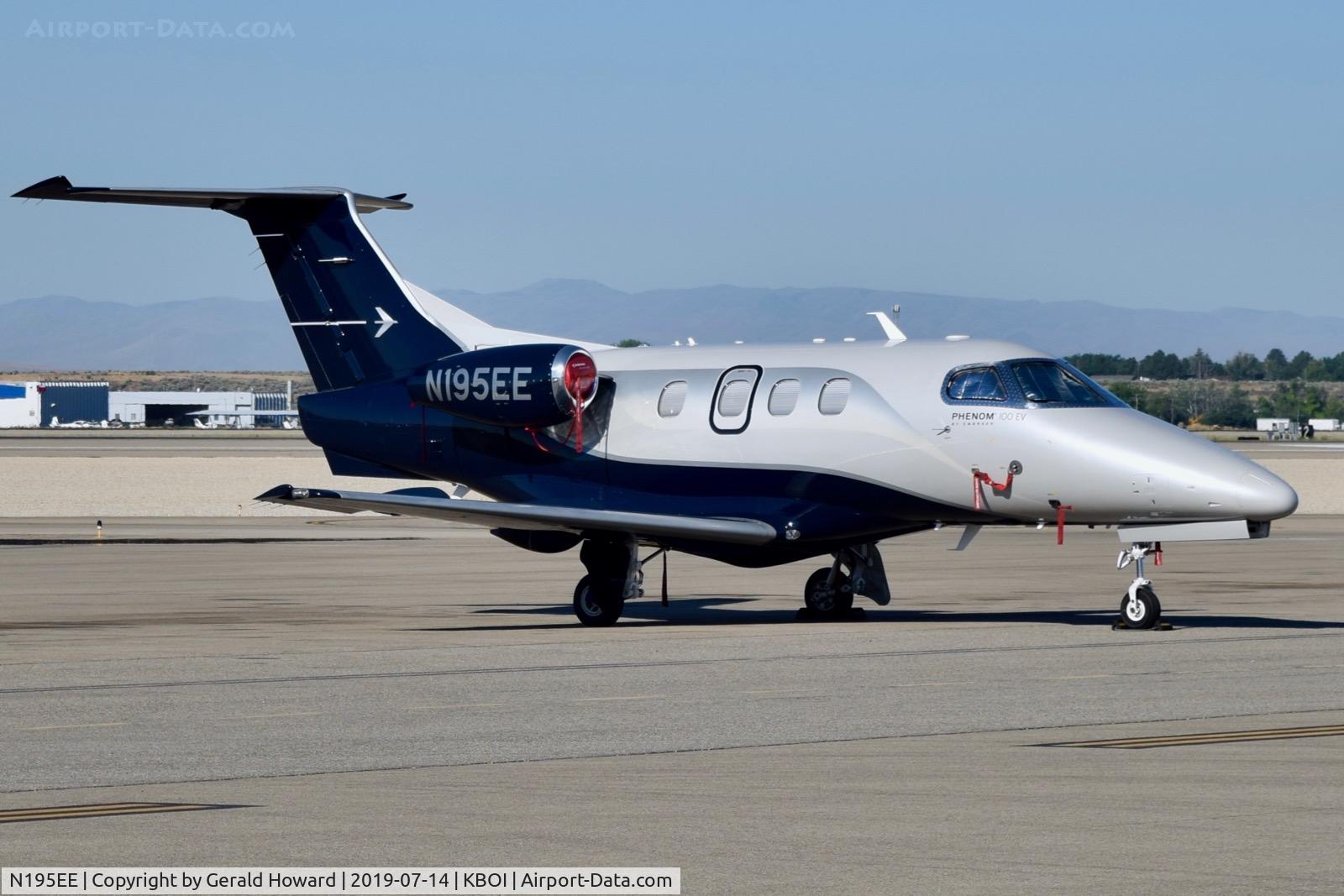 N195EE, 2018 Embraer EMB-500 Phenom 100 C/N 50000395, Parked on the north GA ramp.
