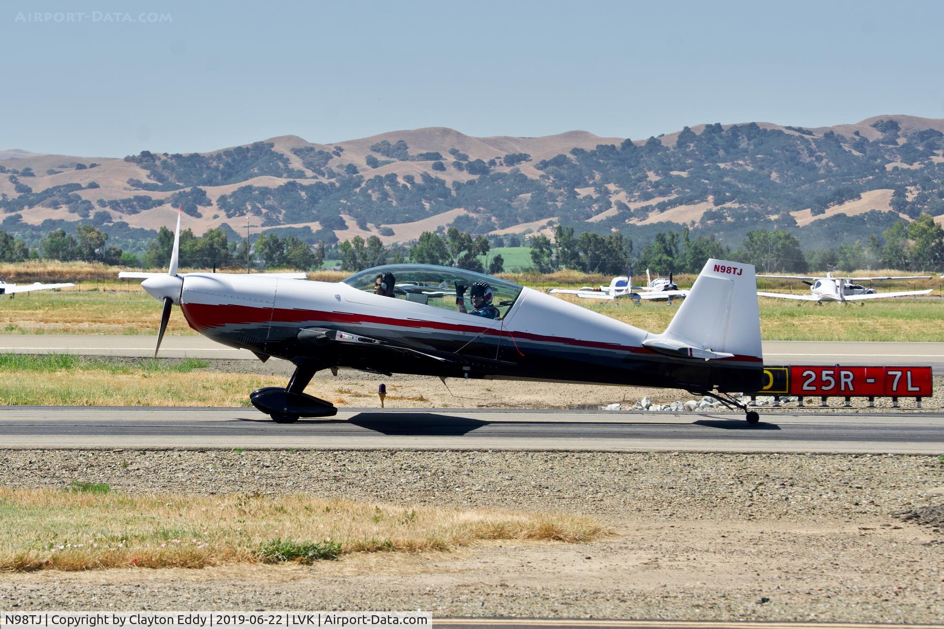 N98TJ, 1998 Extra EA-300/L C/N 065, Livermore Airport California 2019.