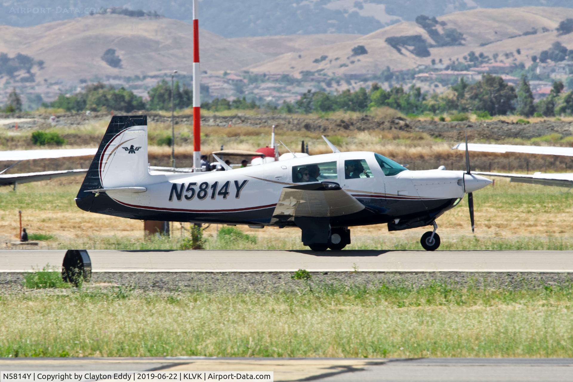 N5814Y, 1985 Mooney M20J 201 C/N 24-1572, Livermore Airport California 2019.