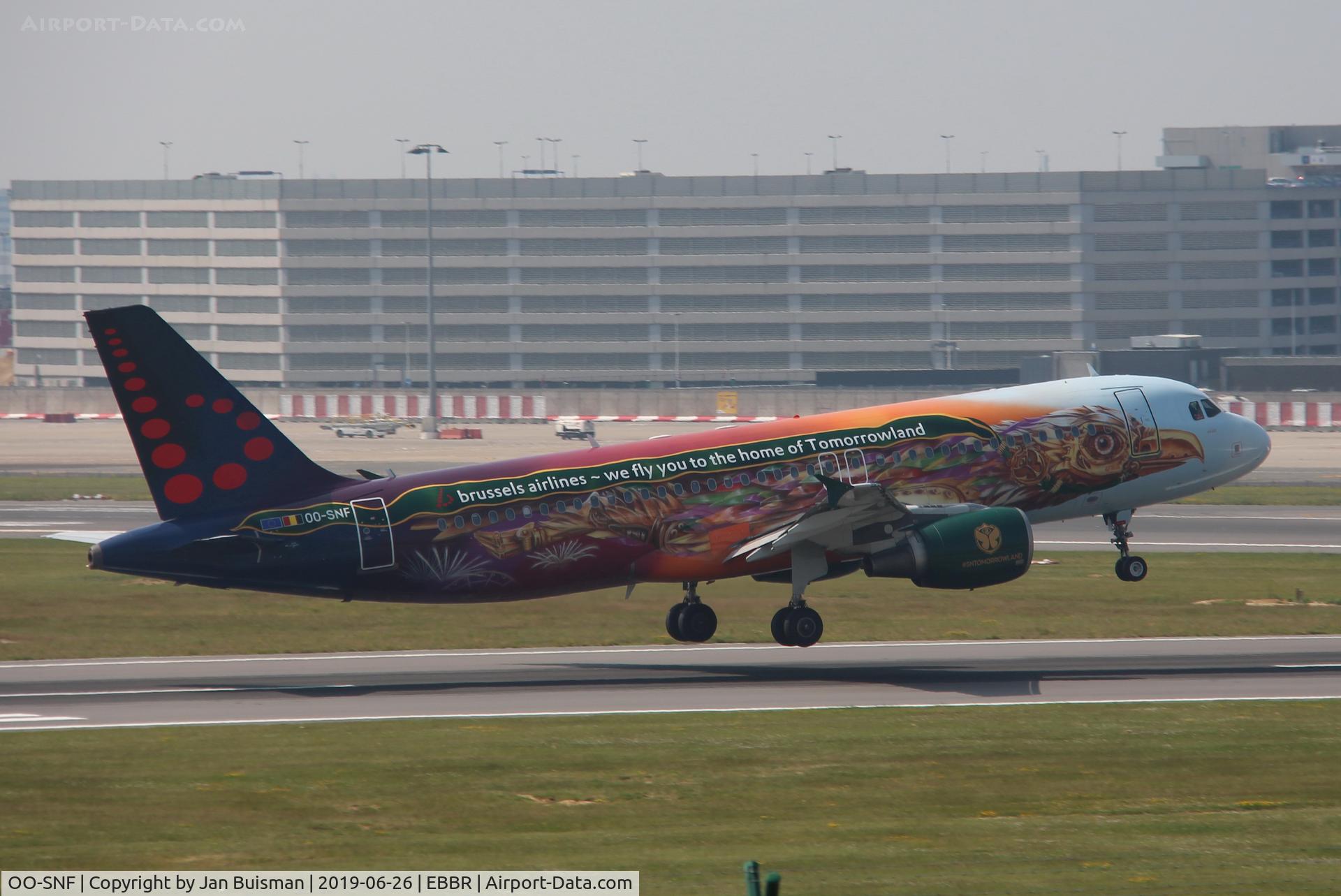 OO-SNF, 2006 Airbus A320-214 C/N 2810, Brussels Airlines - tomorrowland livery