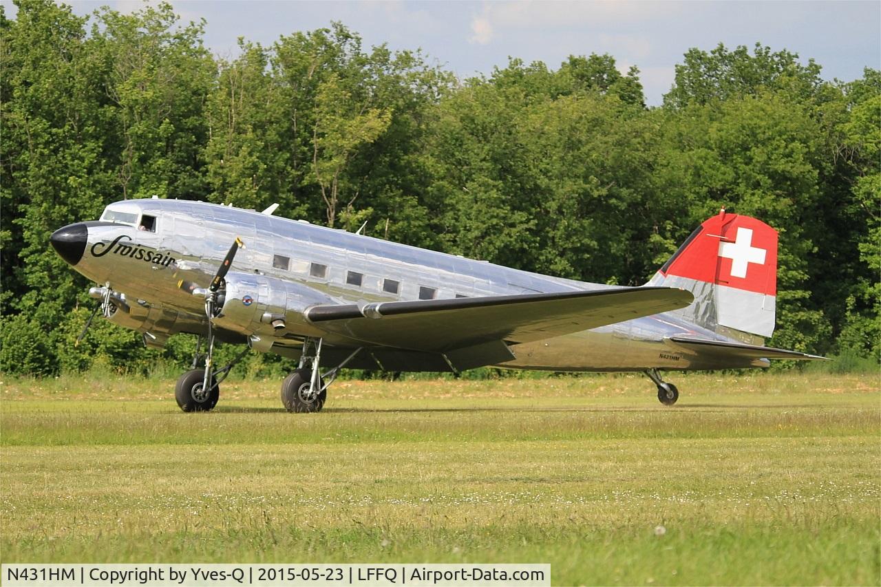 N431HM, 1943 Douglas DC-3C-S1C3G (C-47A) C/N 9995, Douglas DC3C-S1C3G, Landing, La Ferté-Alais airfield (LFFQ) Airshow 2015