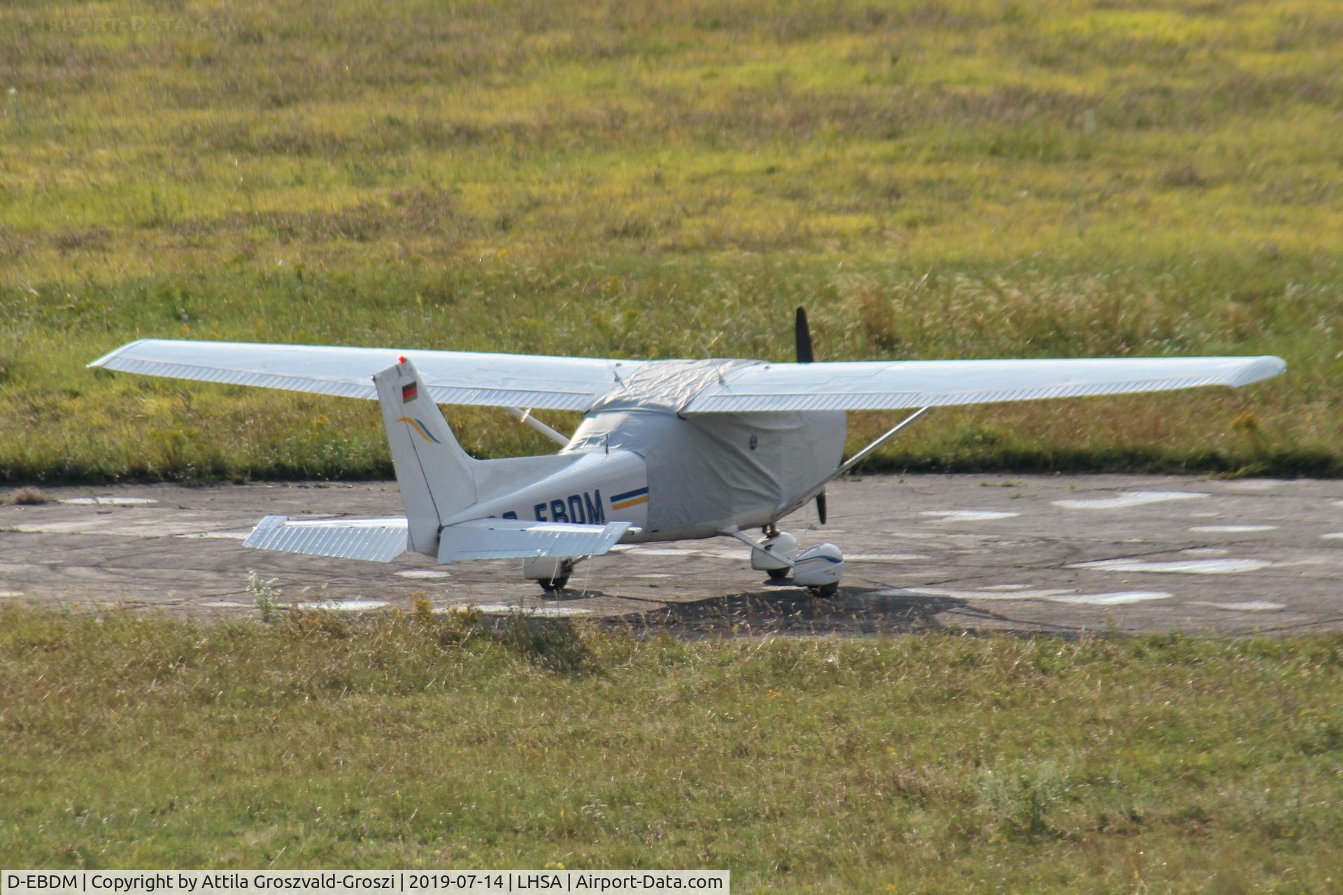 D-EBDM, Cessna 172P C/N 17276375, LHSA - Szentkirályszabadja Airport, Hungary