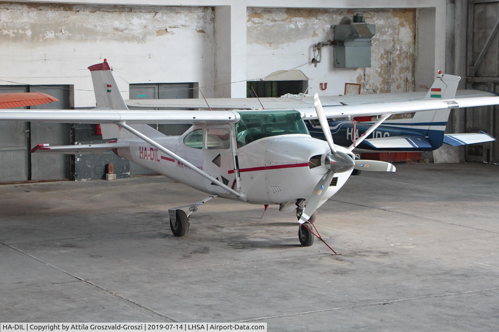HA-DIL, 1971 Cessna 182N Skylane C/N 18260568, LHSA - Szentkirályszabadja Airport, Hungary