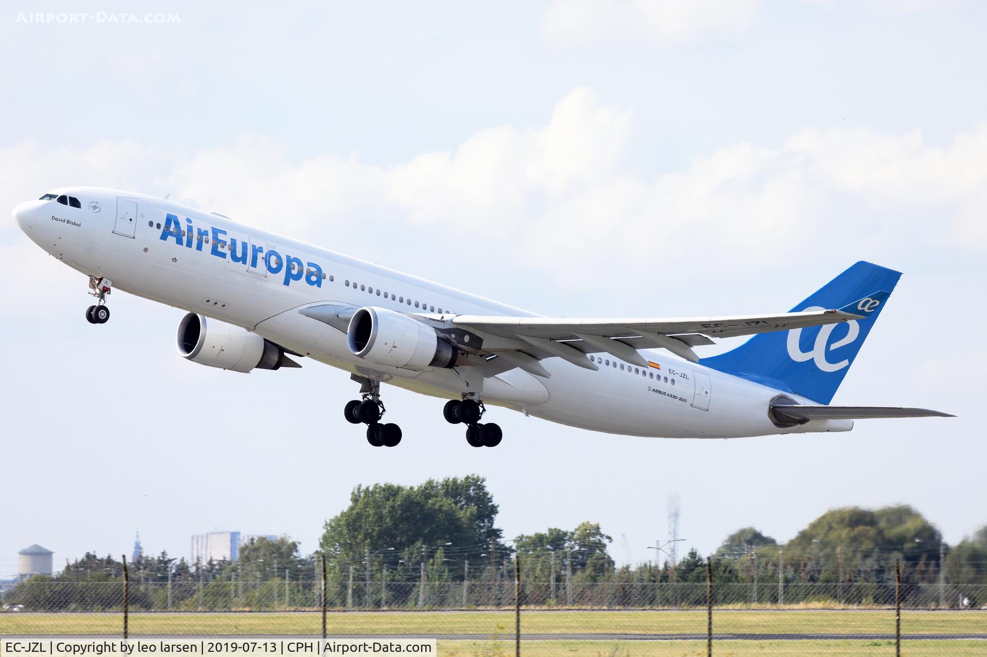 EC-JZL, 2007 Airbus A330-202 C/N 814, Copenhagen 13.7.2019 T/O R-22R