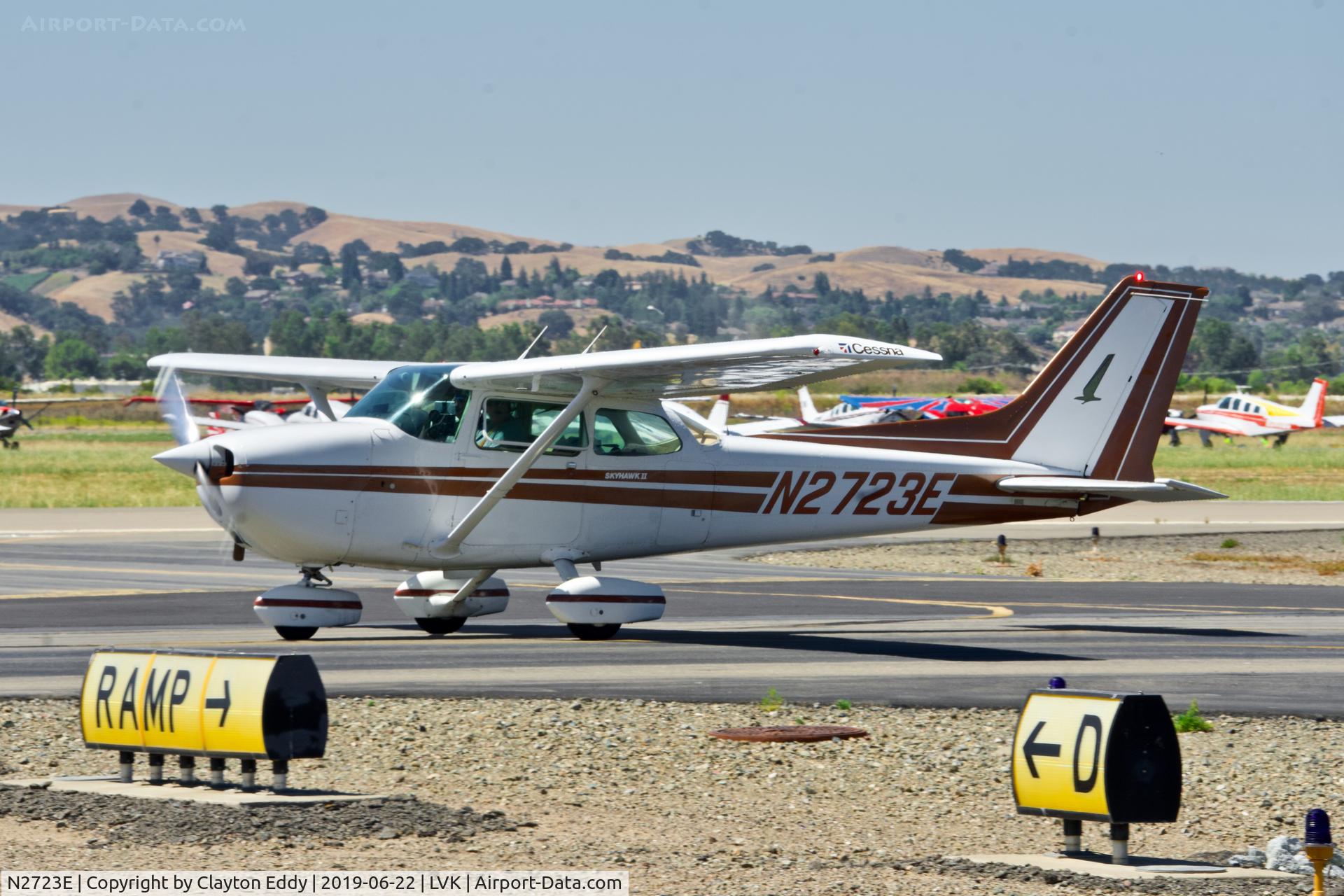 N2723E, 1978 Cessna 172N C/N 17271306, Livermore Airport California 2019.
