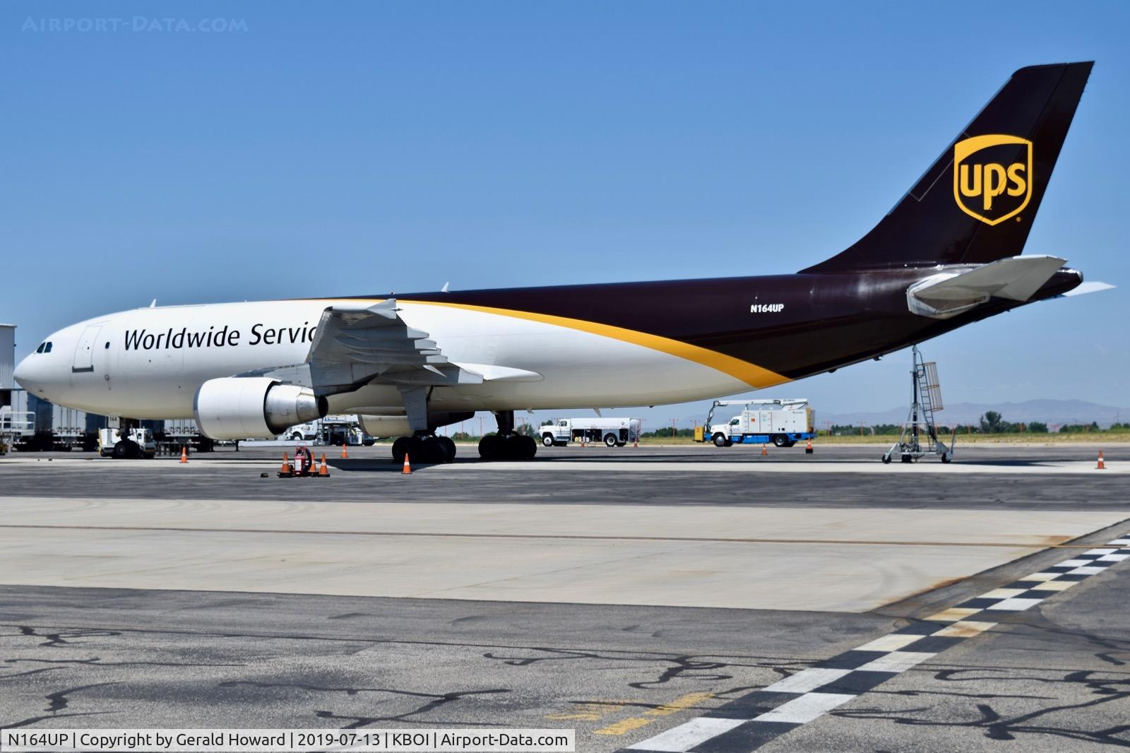 N164UP, 2005 Airbus A300F4-622R C/N 0853, Parked on the UPS ramp.