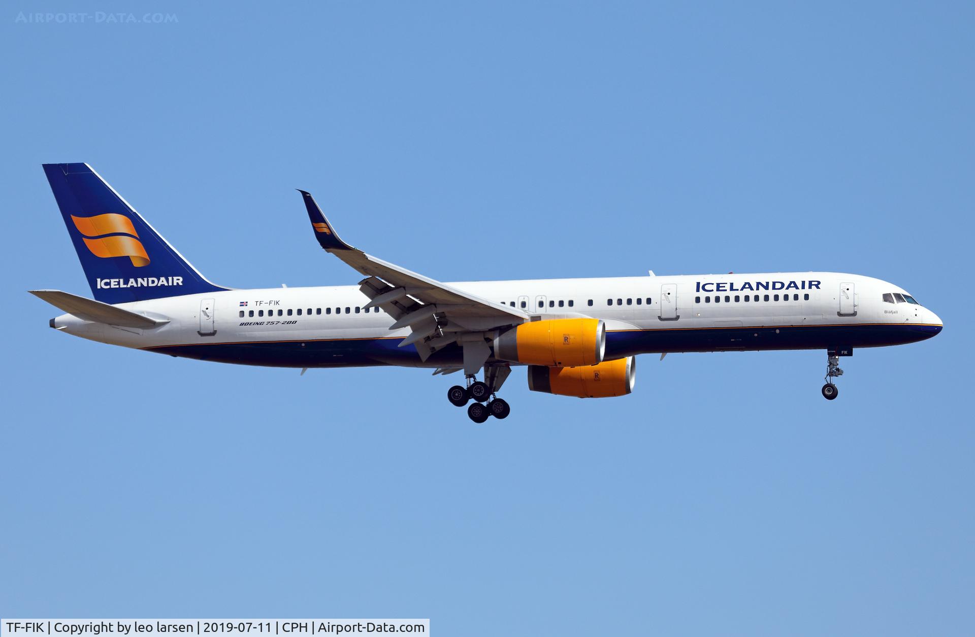 TF-FIK, 1999 Boeing 757-256 C/N 26254, Copenhagen 11.7.2019 L/D R-22L