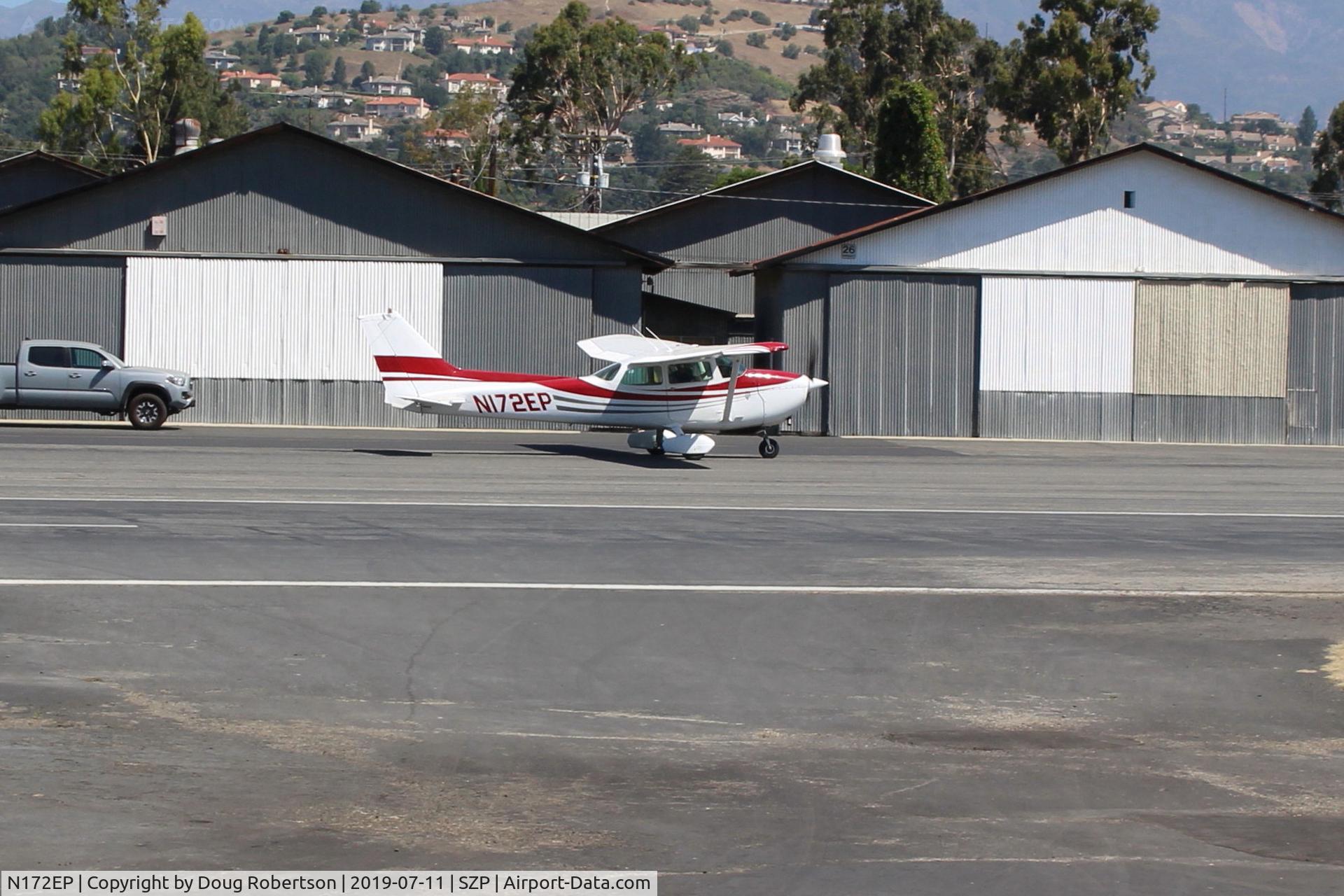 N172EP, 1976 Cessna 172N C/N 17267932, 1976 Cessna 172N SKYHAWK II, Lycoming O-320-H2AD 160 Hp, taxi to Rwy 22 again