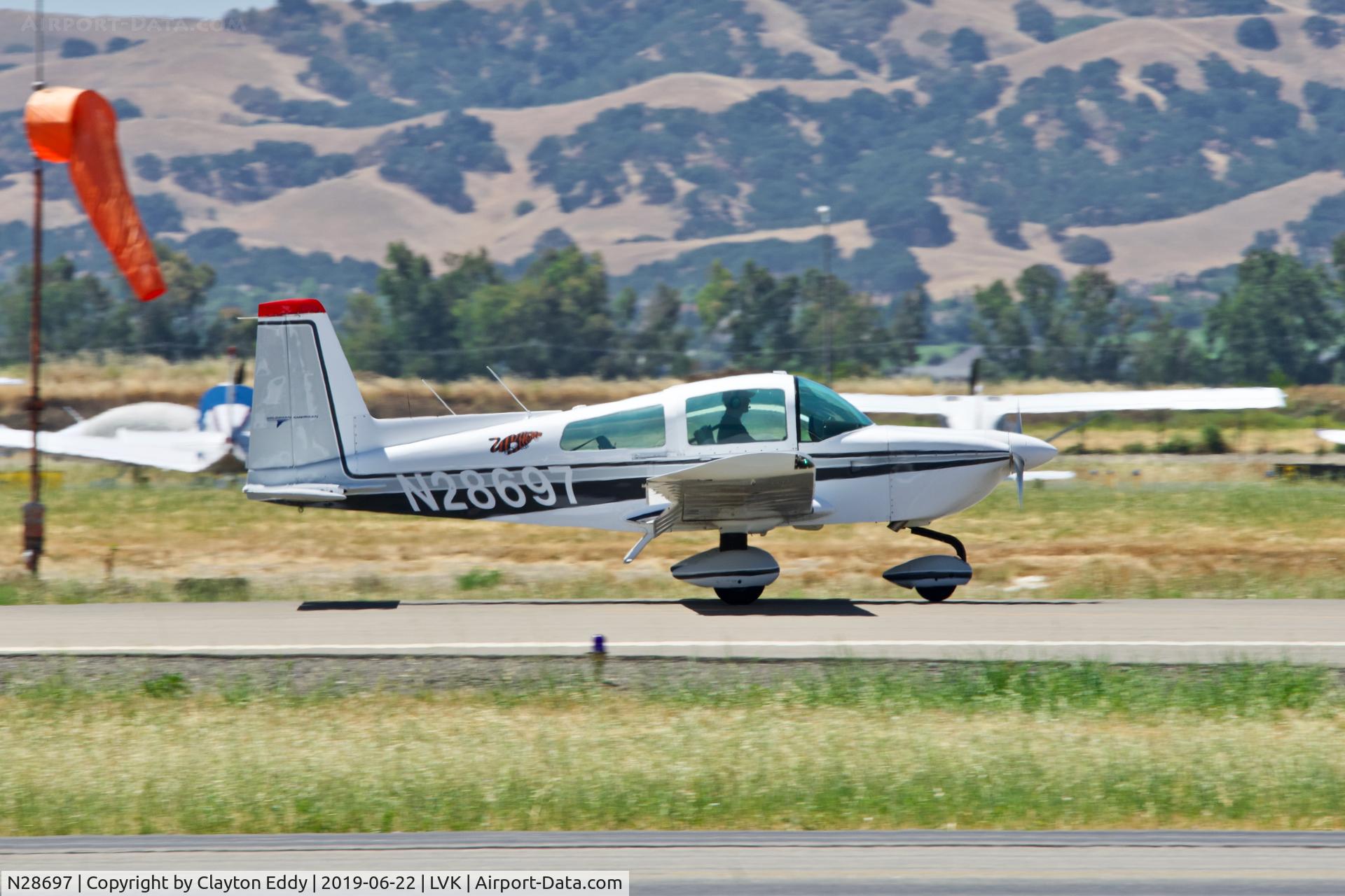 N28697, 1978 Grumman American AA-5B Tiger C/N AA5B0762, Livermore Airport California 2019.