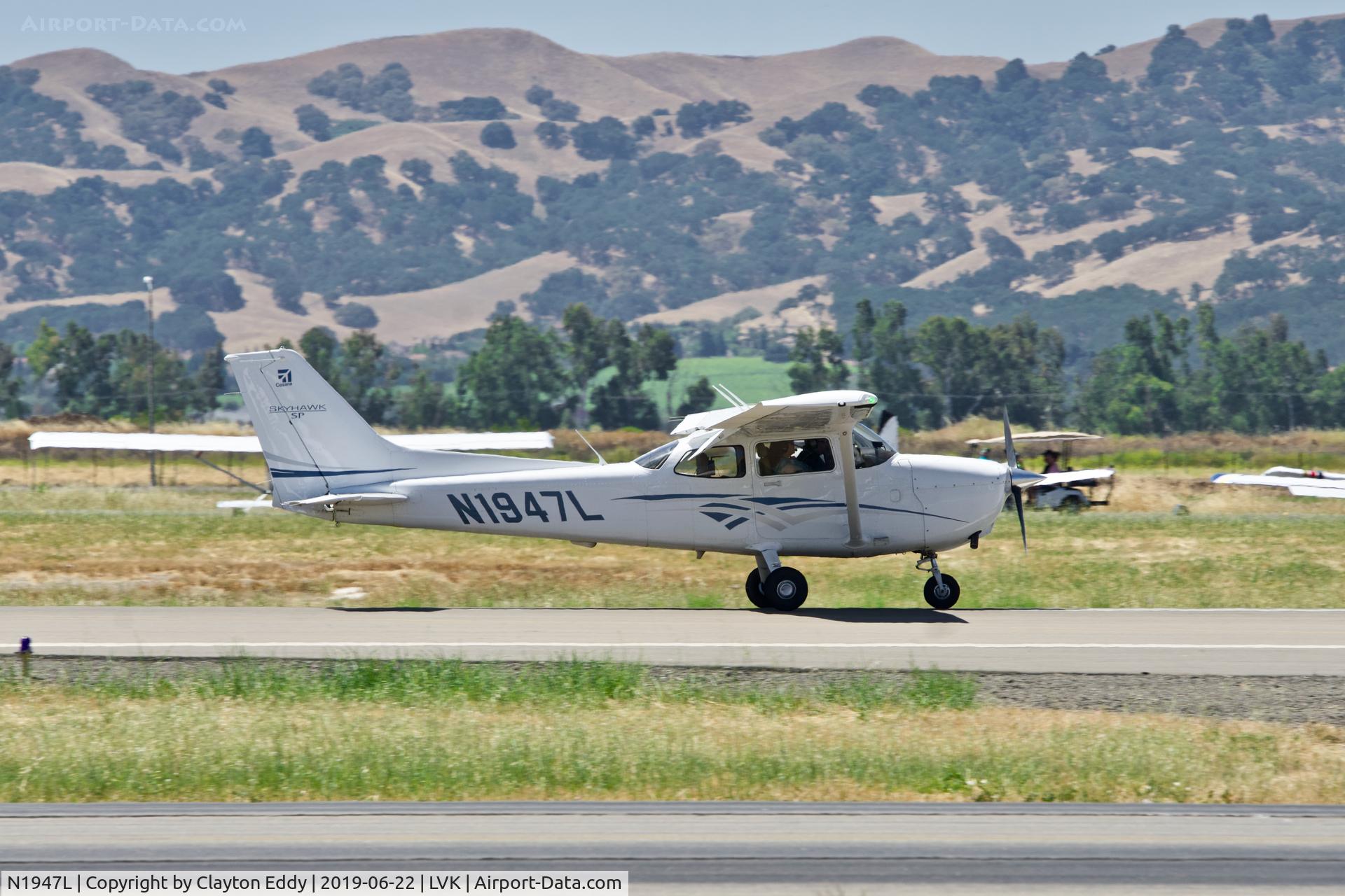 N1947L, 2016 Cessna 172S C/N 172S11765, Livermore Airport California 2019.