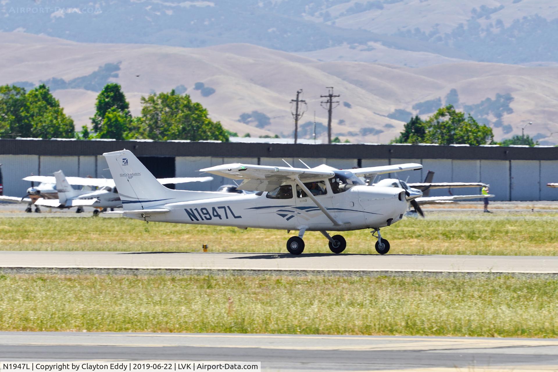 N1947L, 2016 Cessna 172S C/N 172S11765, Livermore Airport California 2019.