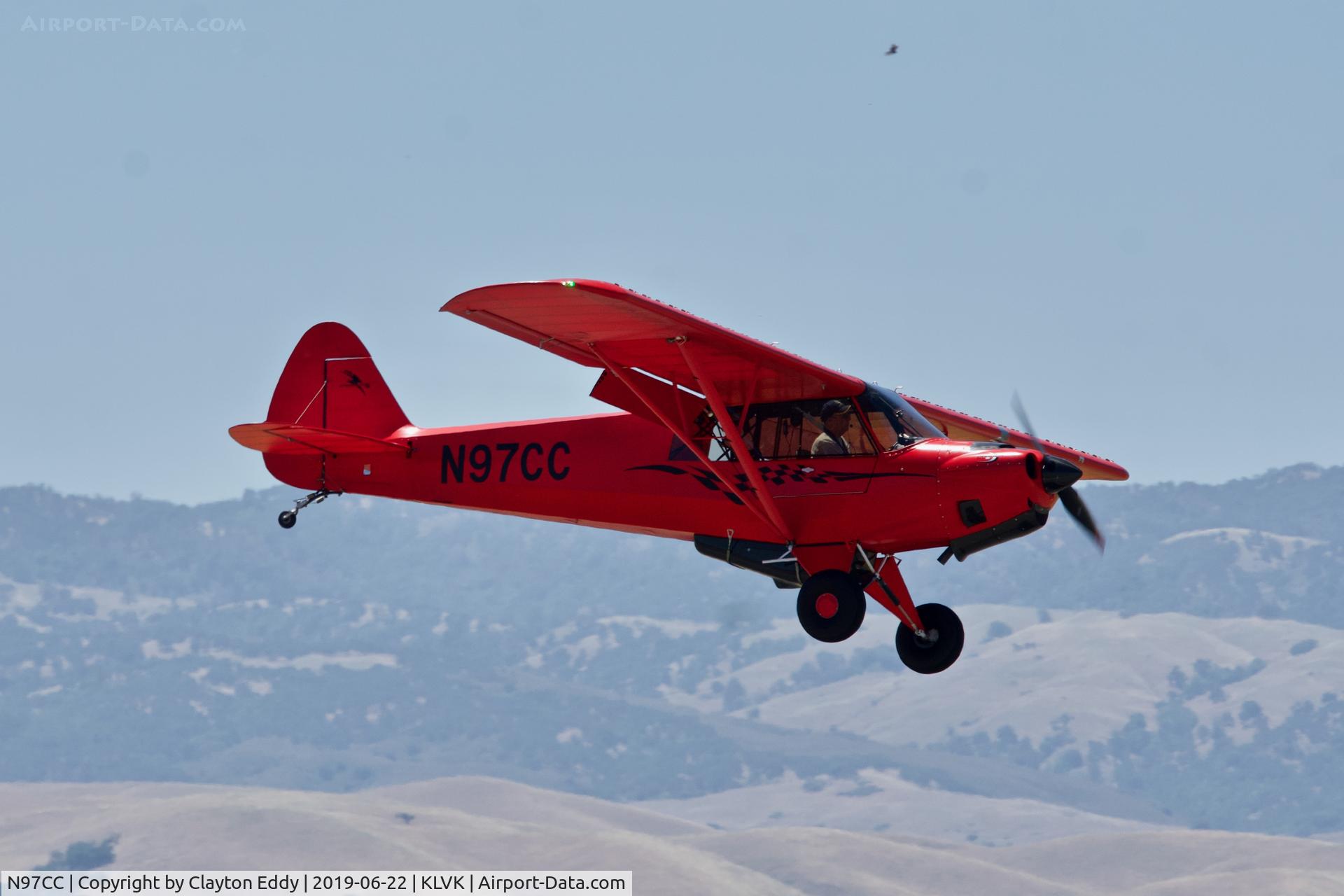 N97CC, 2018 Cub Crafters Carbon Cub EX2 C/N CCK-1865-1016, Livermore Airport California 2019.
