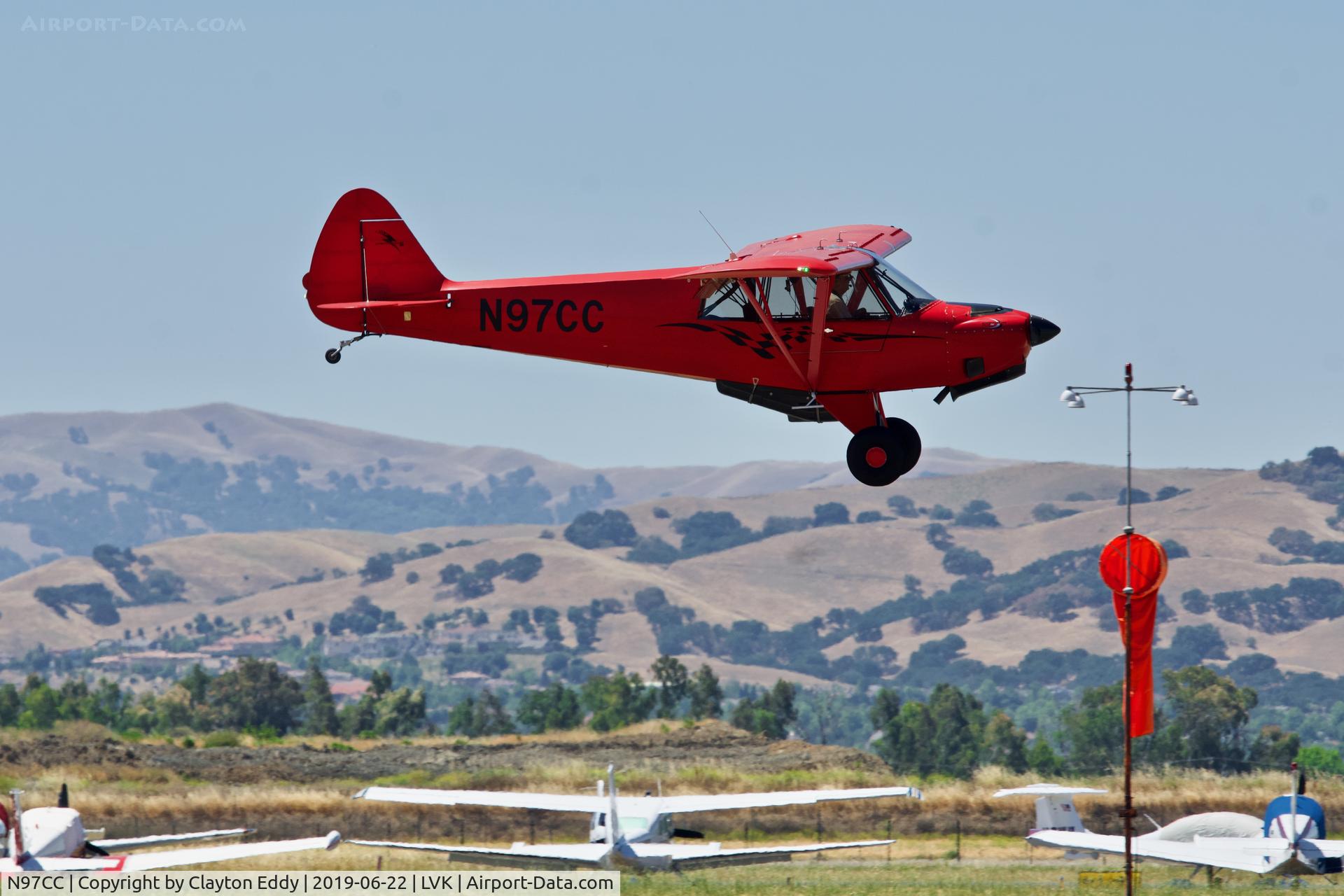N97CC, 2018 Cub Crafters Carbon Cub EX2 C/N CCK-1865-1016, Livermore Airport California 2019.