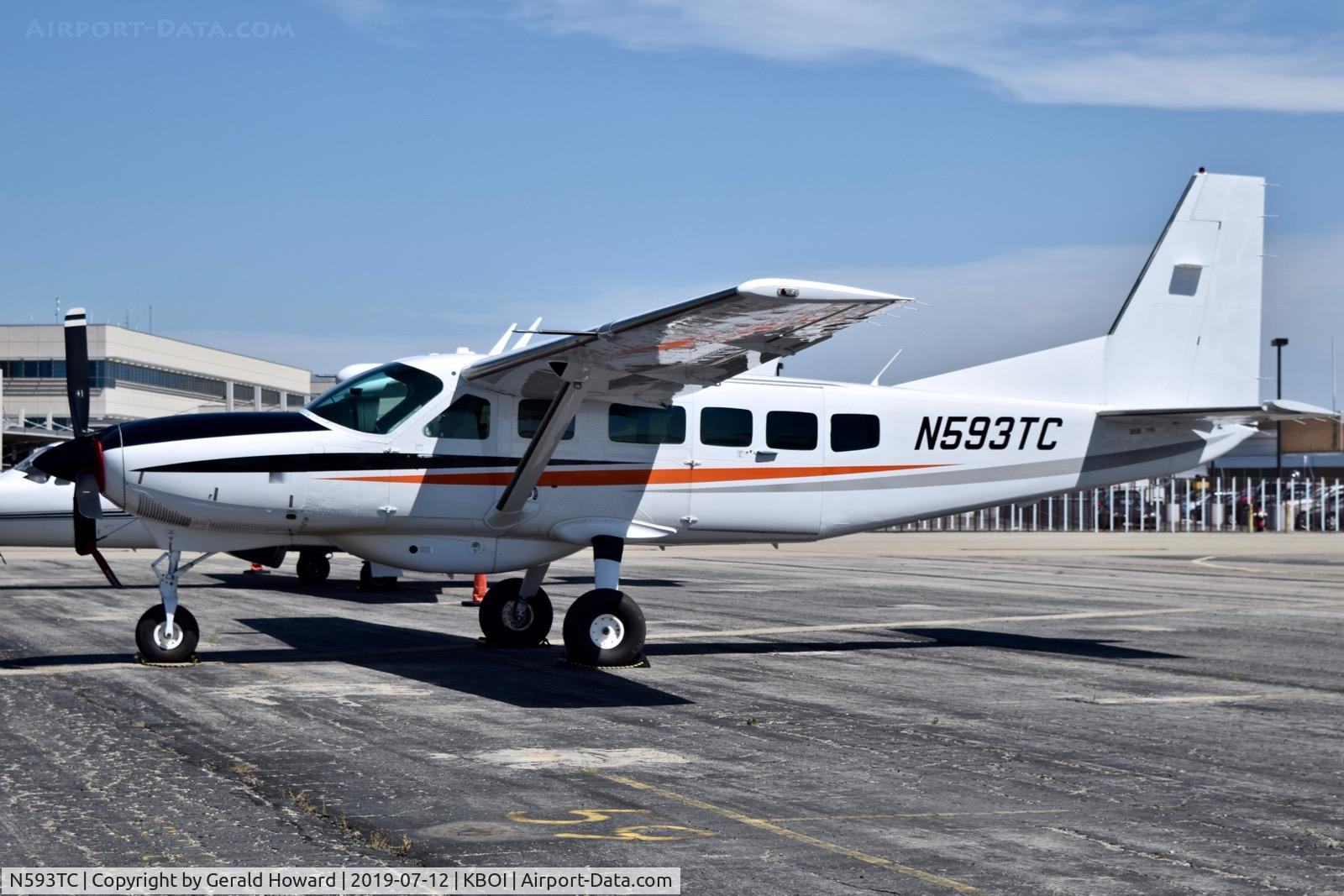 N593TC, 2015 Cessna 208 Caravan 1 C/N 20800576, Parked on the north GA ramp.