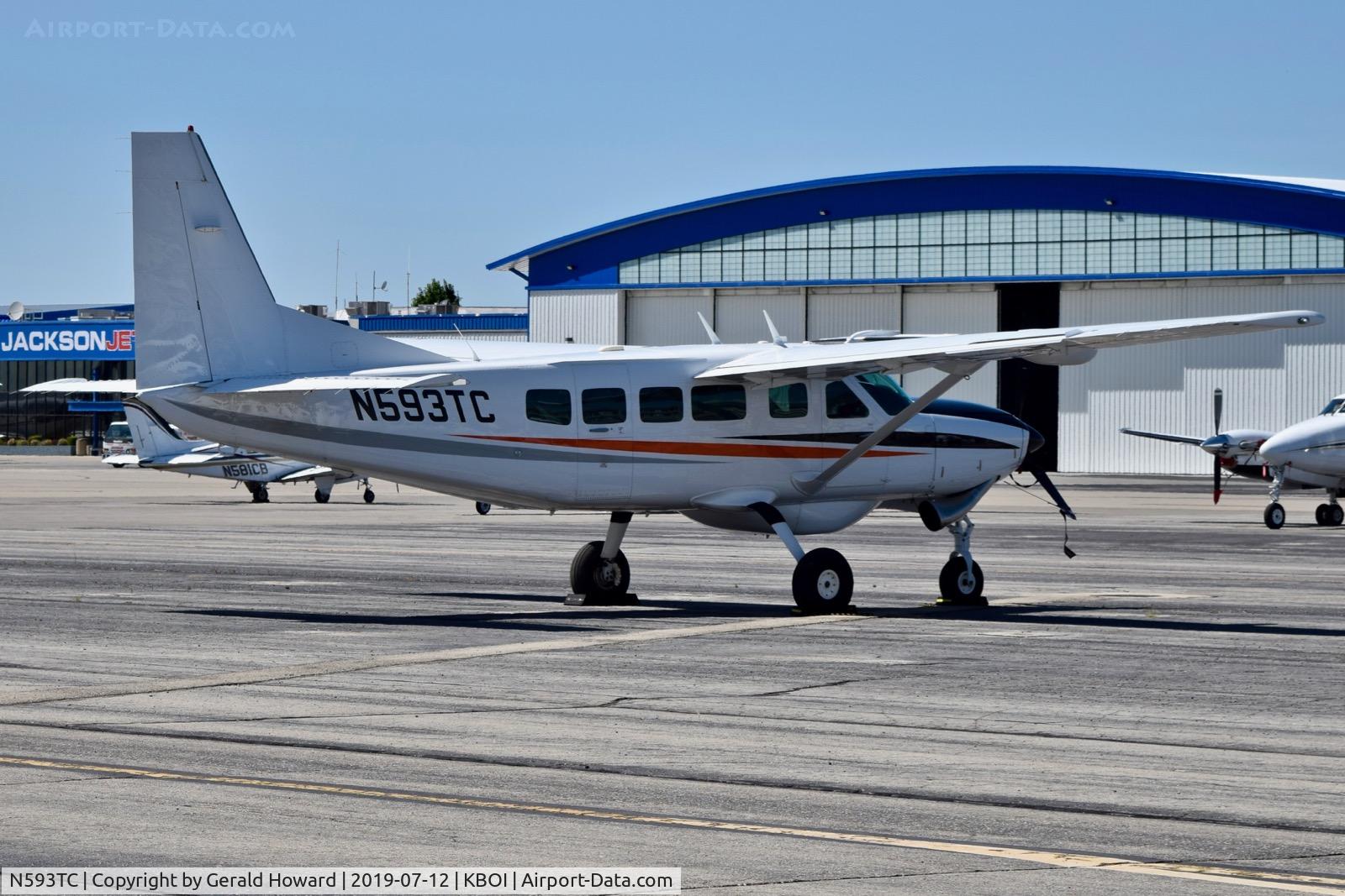 N593TC, 2015 Cessna 208 Caravan 1 C/N 20800576, Parked on the north GA ramp.