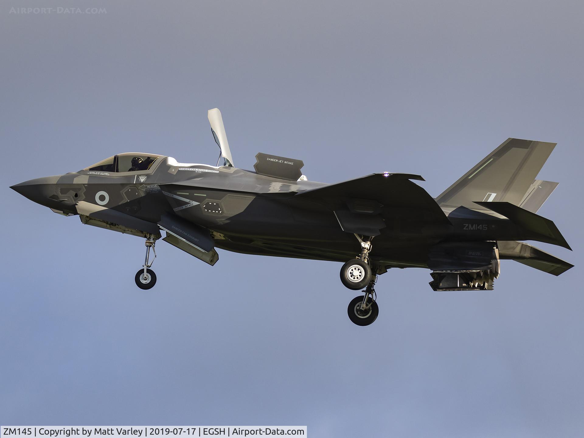 ZM145, 2015 Lockheed Martin F-35B Lightning II C/N BK-11, Very slow , very loud landing ???? :) :) :)