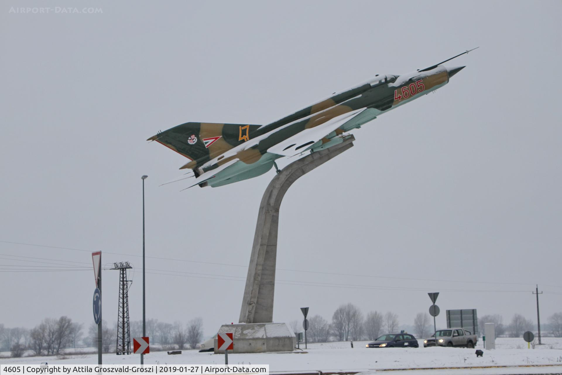 4605, 1971 Mikoyan-Gurevich MiG-21MF C/N 964605, Exhibited in Pápa, Hungary