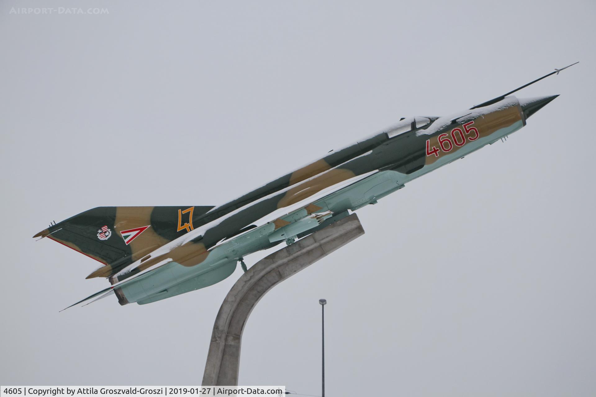 4605, 1971 Mikoyan-Gurevich MiG-21MF C/N 964605, Exhibited in Pápa, Hungary