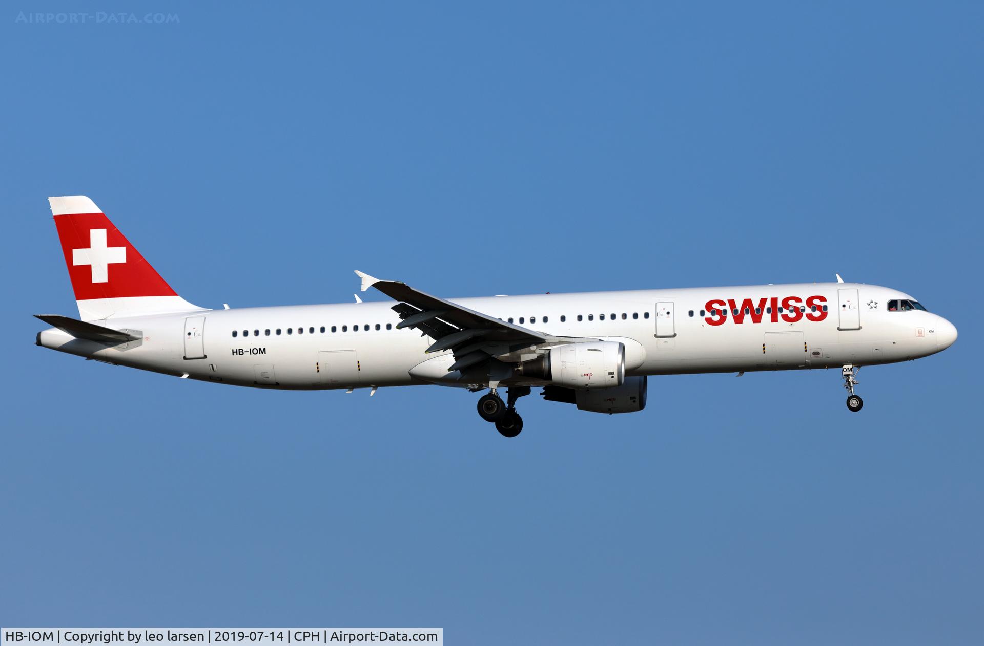 HB-IOM, 2010 Airbus A321-212 C/N 4534, Copenhagen 14.7.2019 L/D R-22L