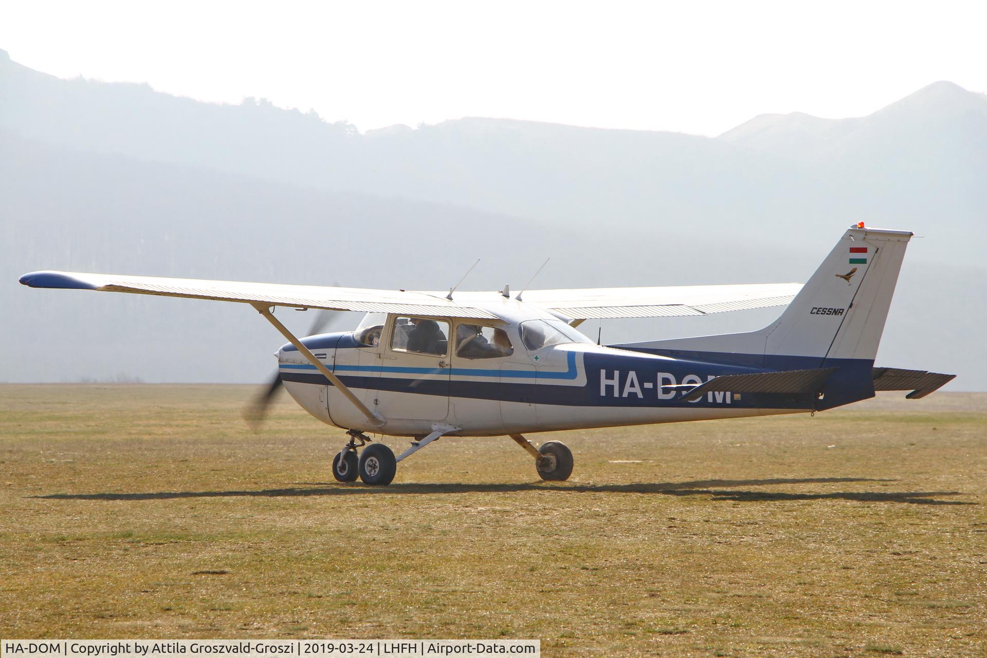 HA-DOM, 1974 Reims F172M Skyhawk Skyhawk C/N 1130, LHFH - Airport of Farkashegy, Hungary