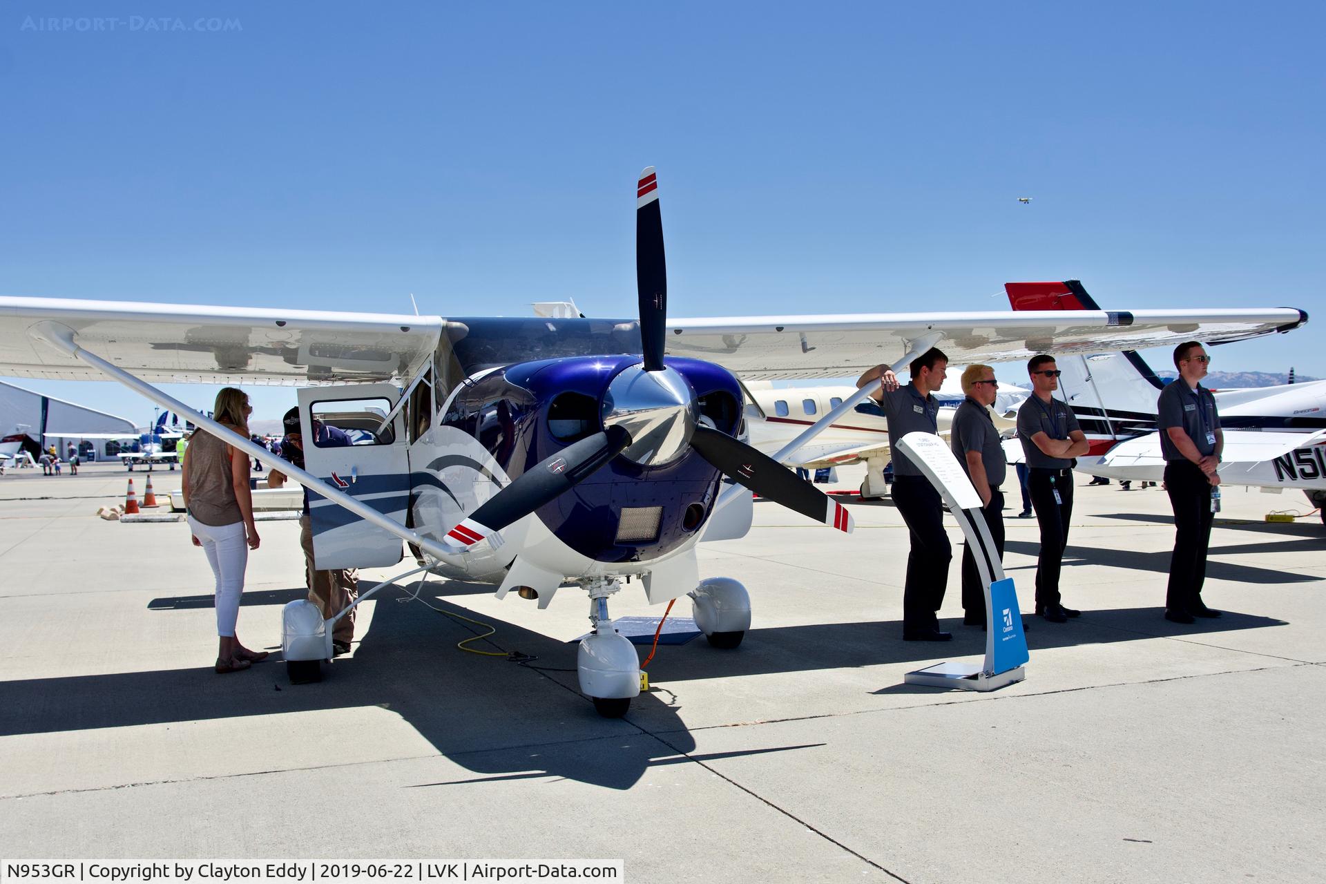 N953GR, 2019 Cessna T206H Turbo Stationair C/N T20609563, Livermore Airport California 2019.