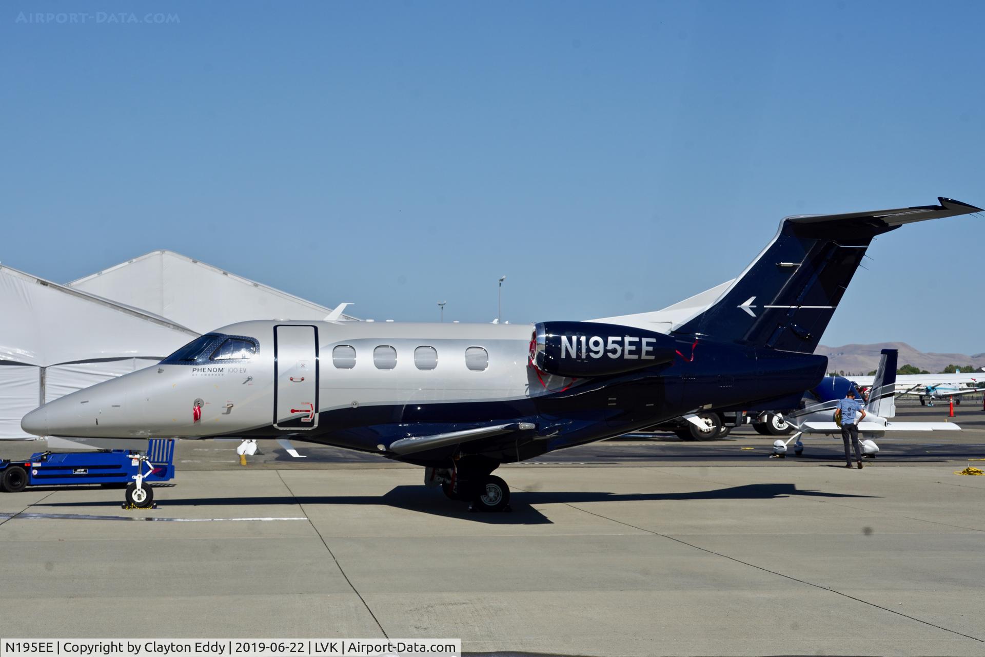N195EE, 2018 Embraer EMB-500 Phenom 100 C/N 50000395, Livermore Airport California 2019.