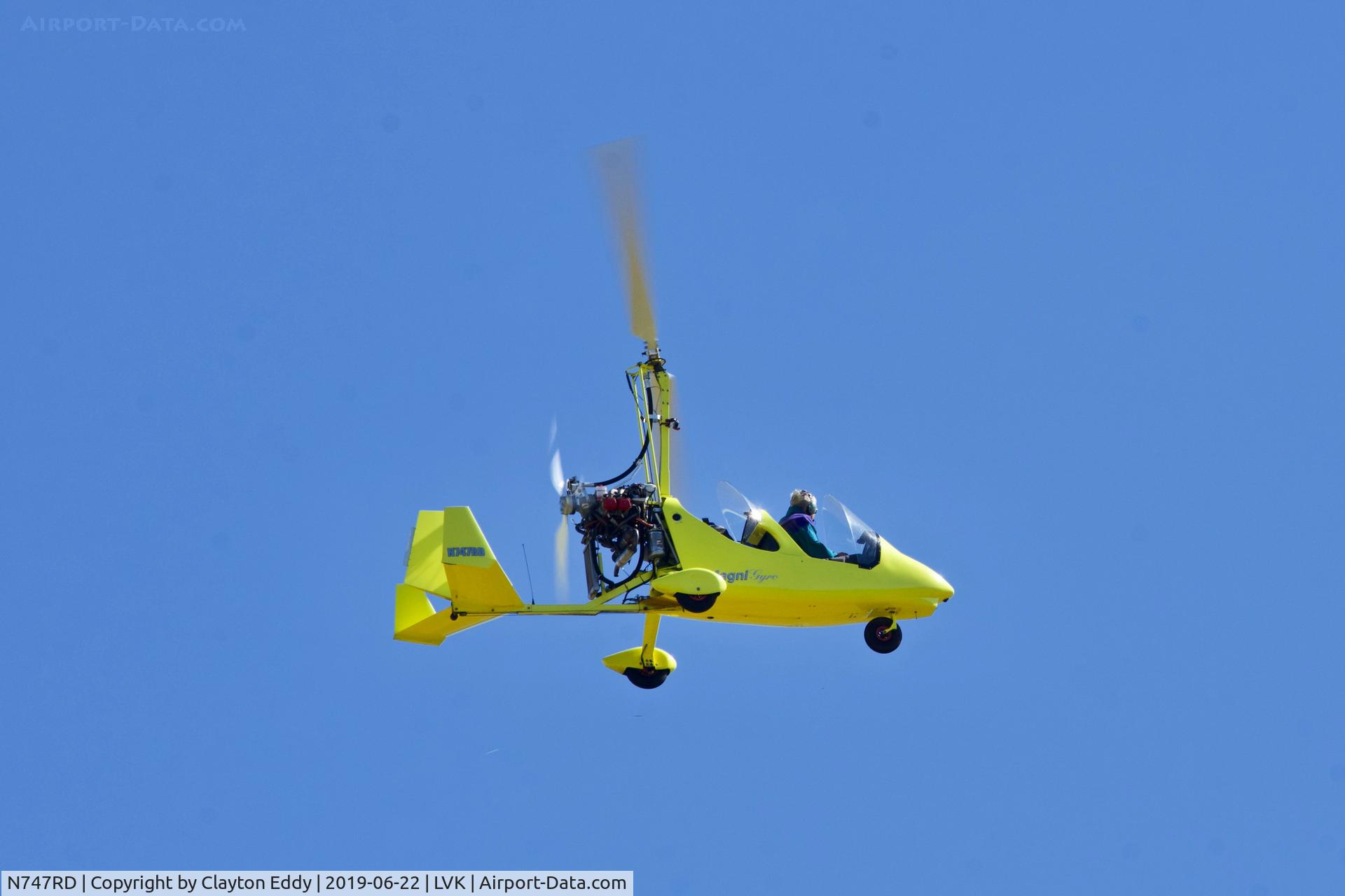 N747RD, 2015 Magni Gyro M-16 Tandem Trainer C/N 16-14-8744, Livermore Airport California 2019.