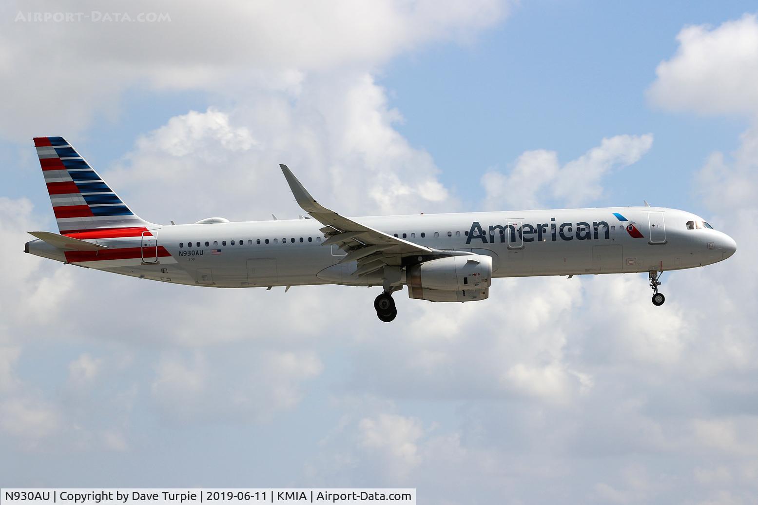 N930AU, 2017 Airbus A321-231 C/N 7539, No comment.