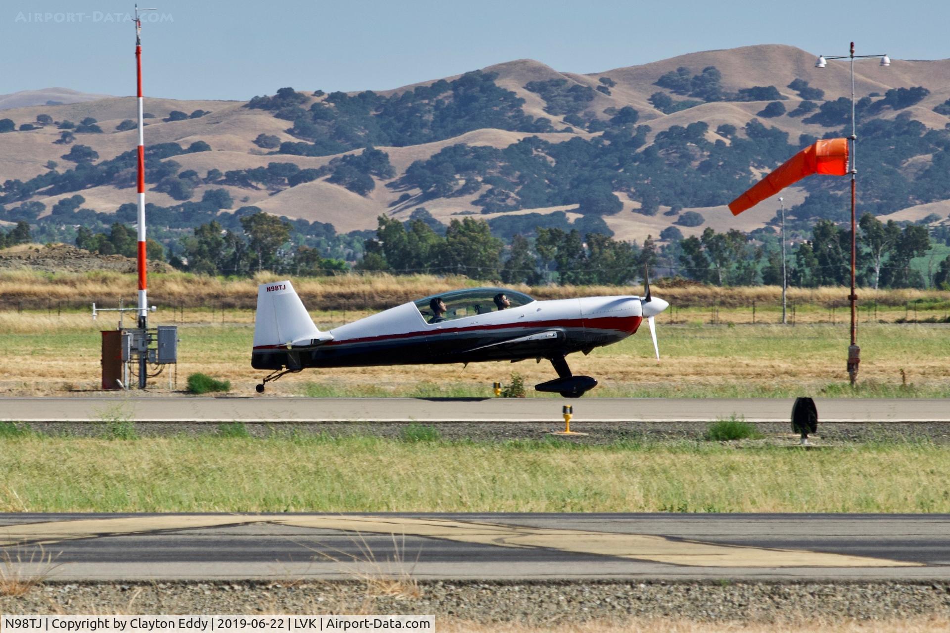 N98TJ, 1998 Extra EA-300/L C/N 065, Livermore Airport California 2019.