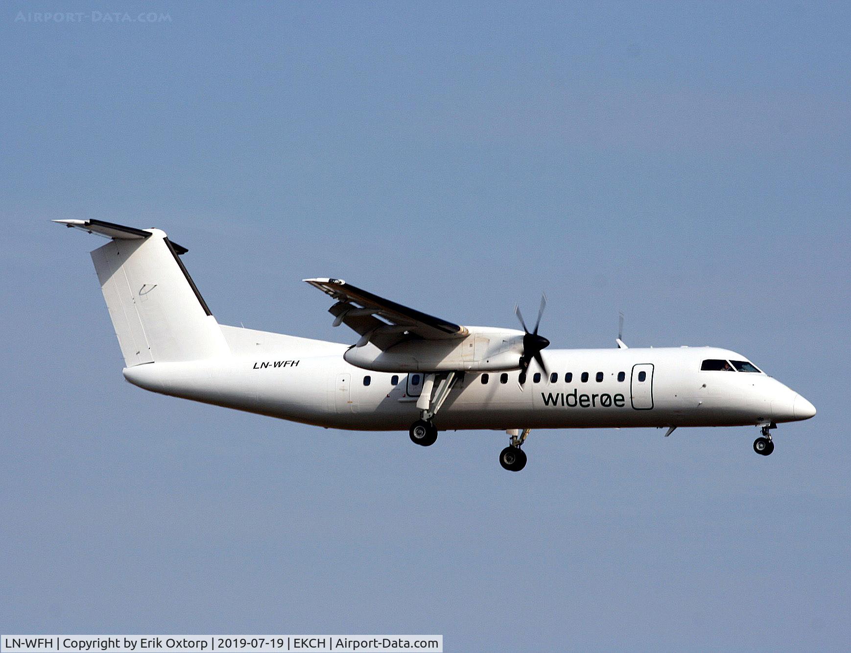 LN-WFH, 1990 De Havilland Canada DHC-8-311 Dash 8 C/N 238, LN-WFH landing rw 22L