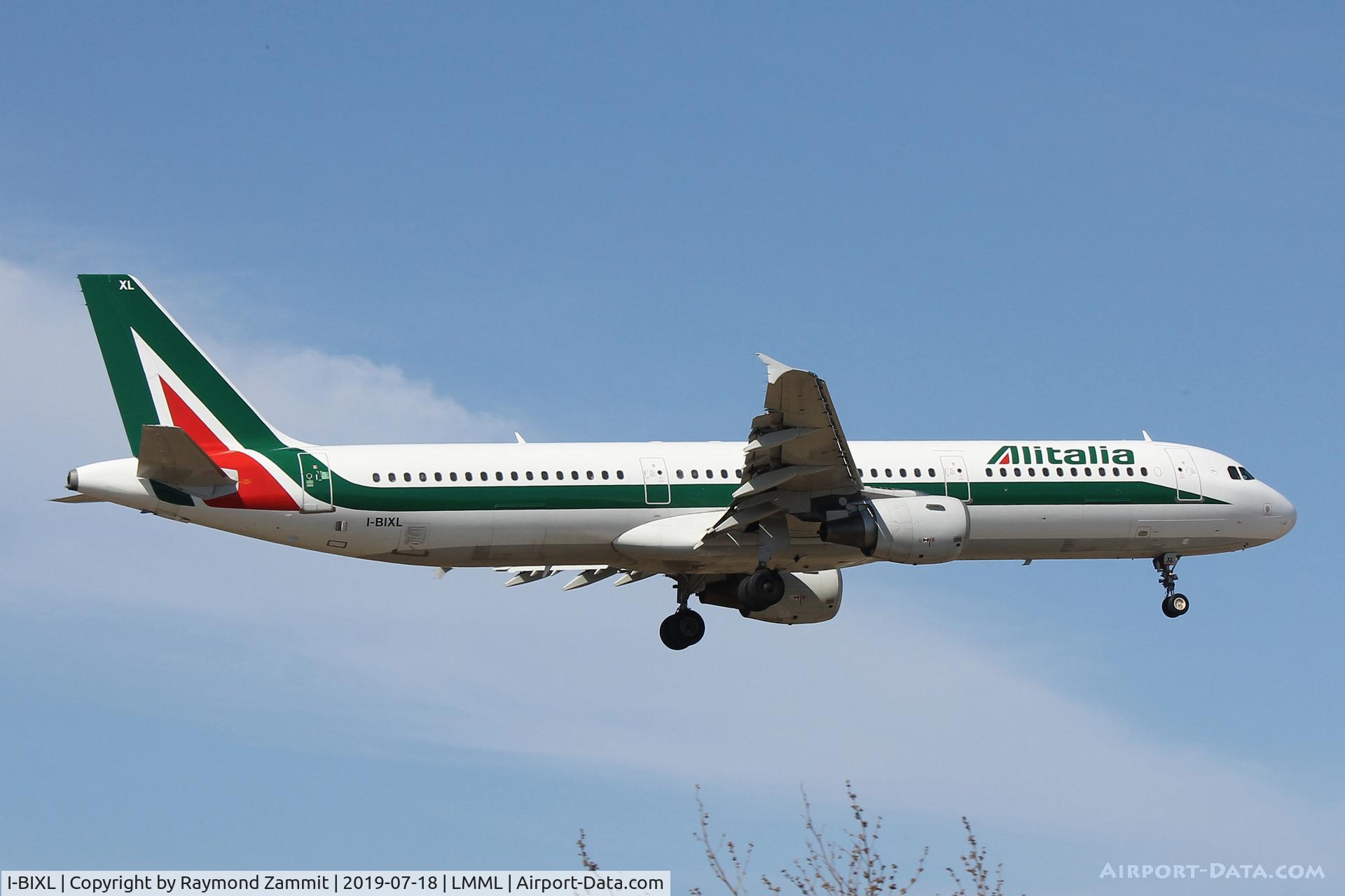 I-BIXL, 1995 Airbus A321-112 C/N 513, A321 I-BIXL Alitalia