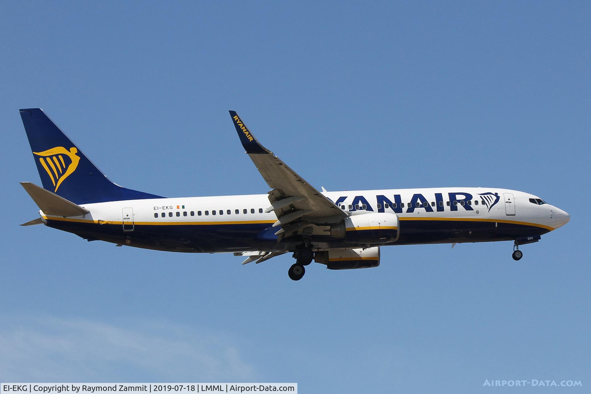 EI-EKG, 2010 Boeing 737-8AS C/N 35021, B737-800 EI-EKG Ryanair
