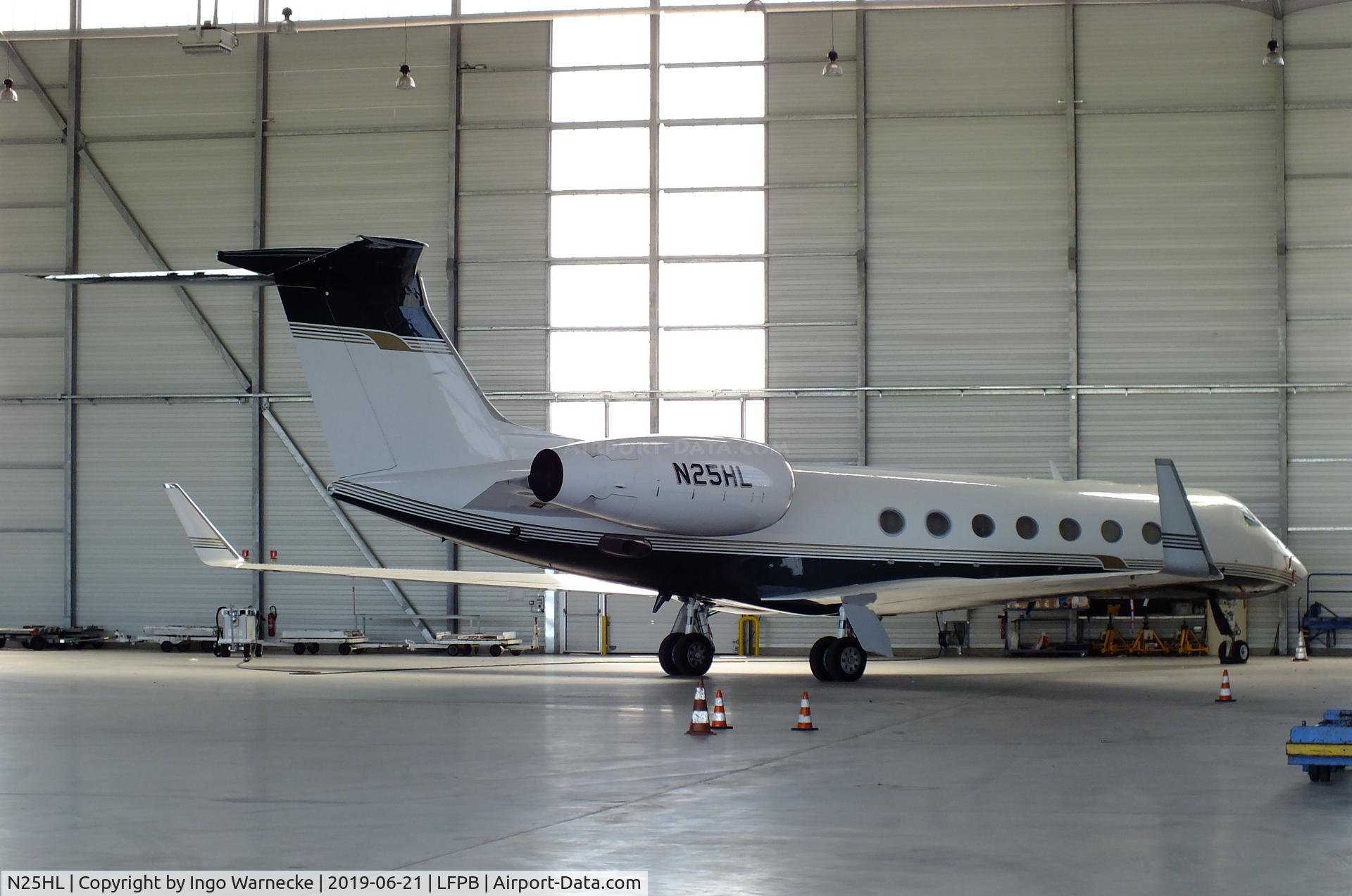 N25HL, 2005 Gulfstream Aerospace G-V C/N 5066, Gulfstream G V at Paris, Le Bourget airport