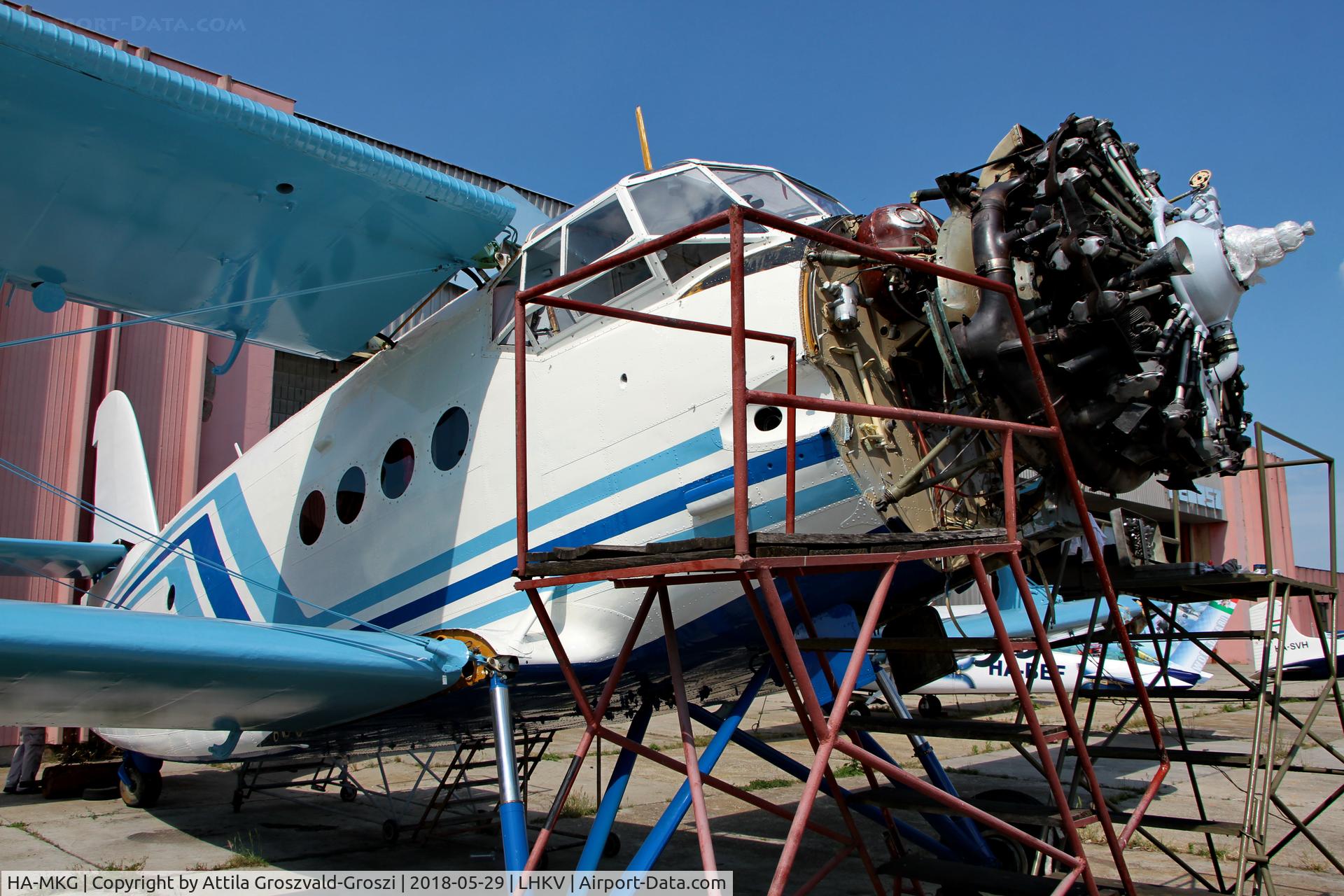 HA-MKG, 1974 PZL-Mielec AN-2R C/N 1G158-12, LHKV - Kaposujlak Airport, Hungary