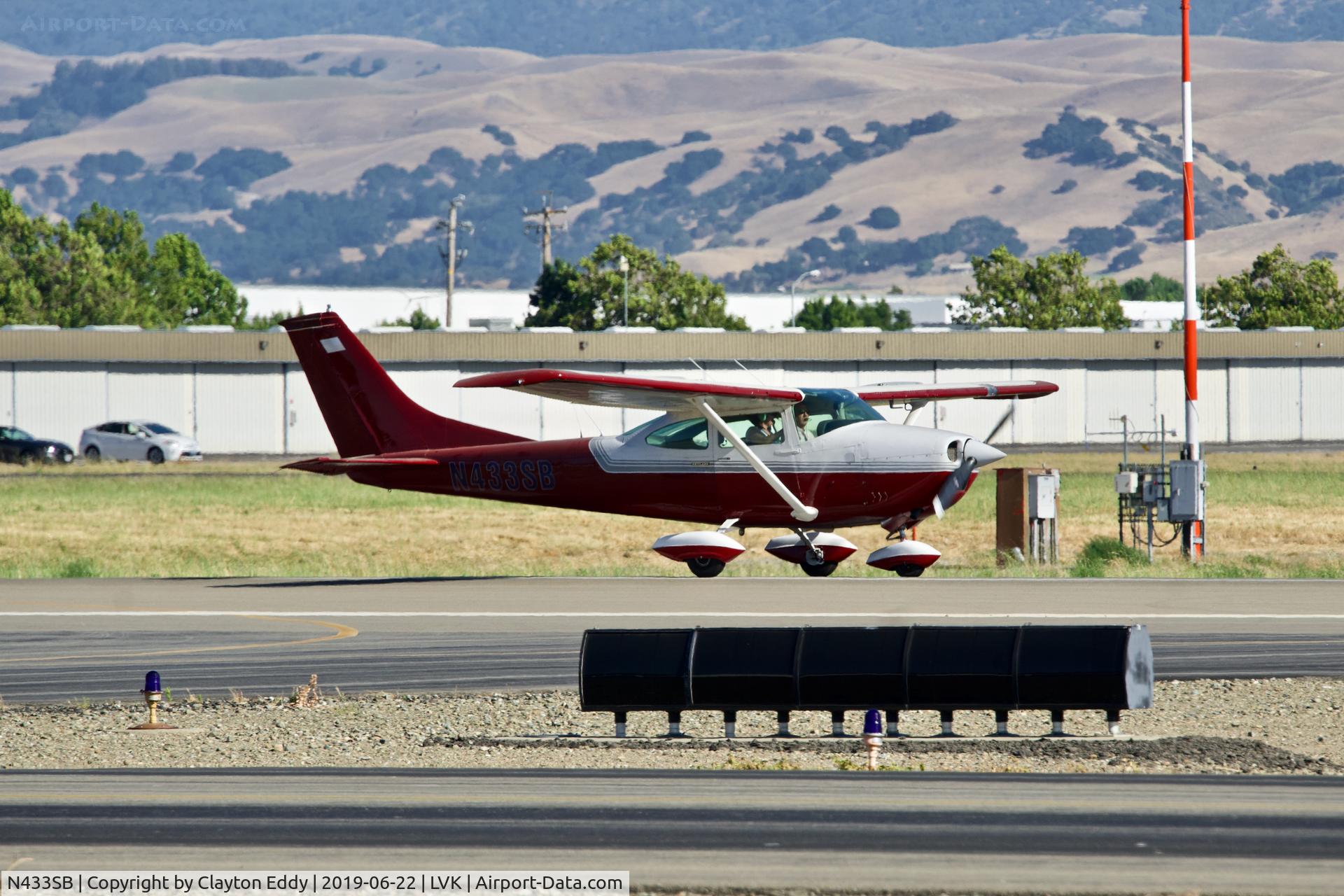 N433SB, 1969 Cessna 182M Skylane C/N 18259876, Livermore Airport California 2019.