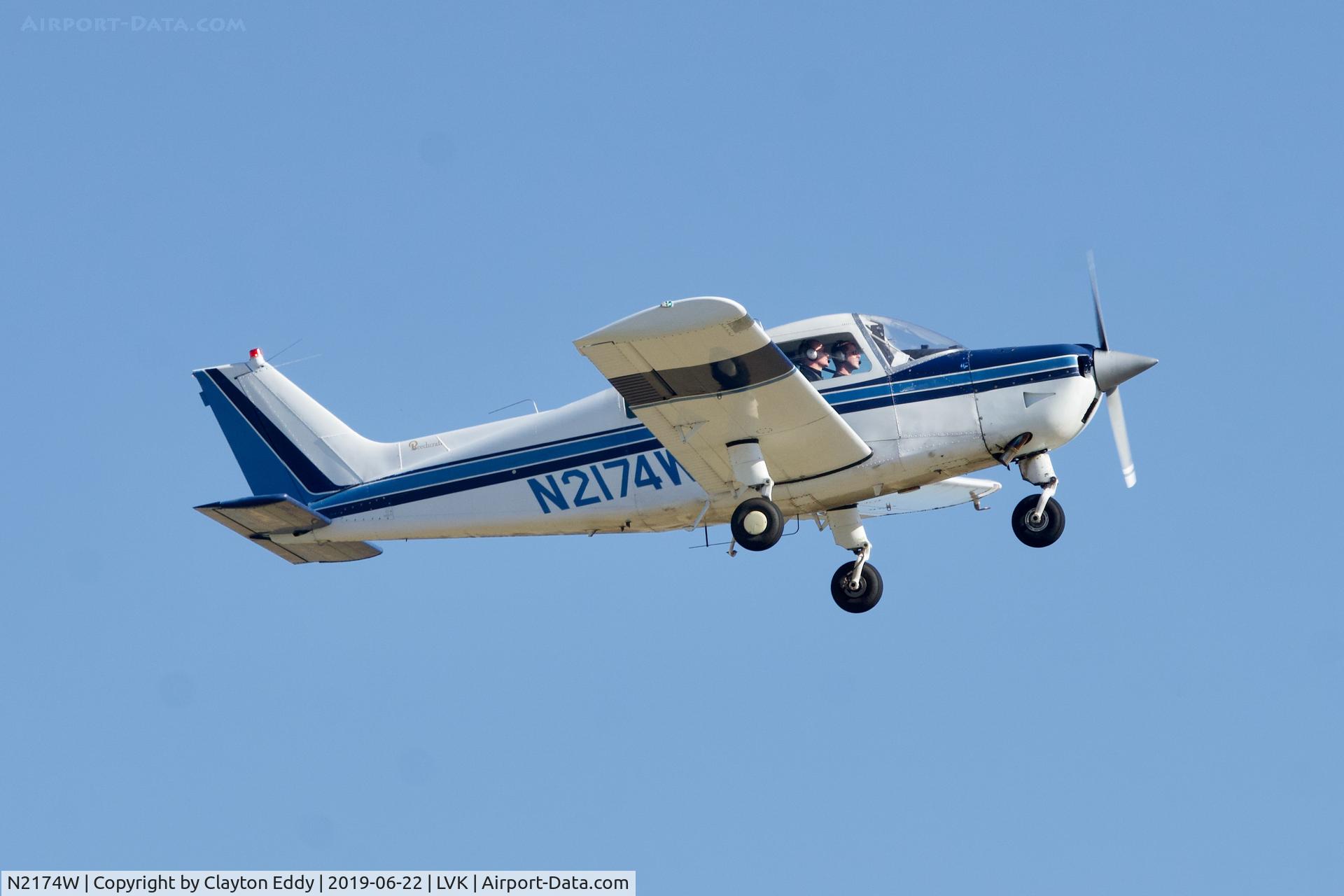 N2174W, 1974 Beech C23 Sundowner 180 C/N M-1562, Livermore Airport California 2019.